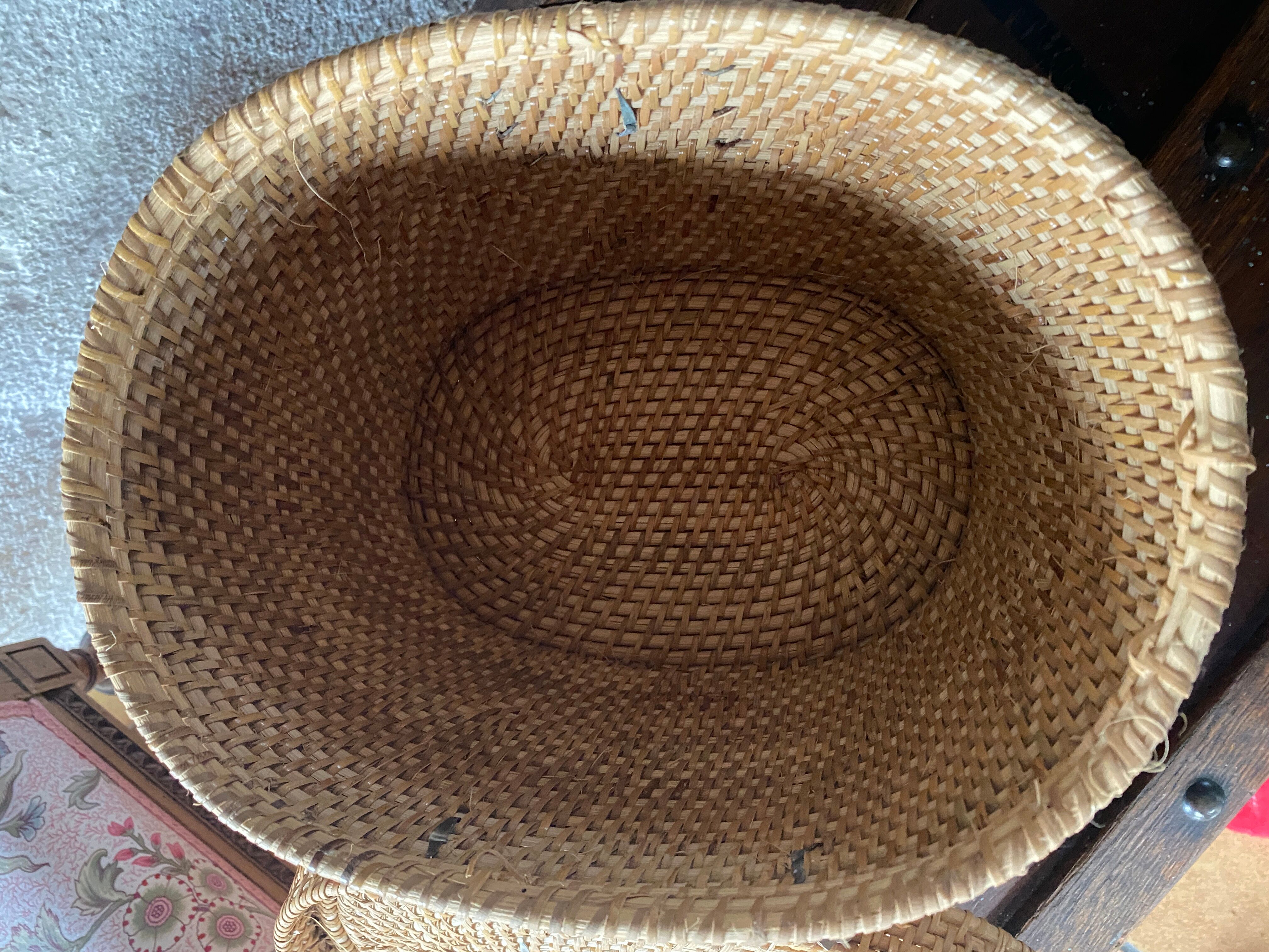 Vintage oriental tea basket