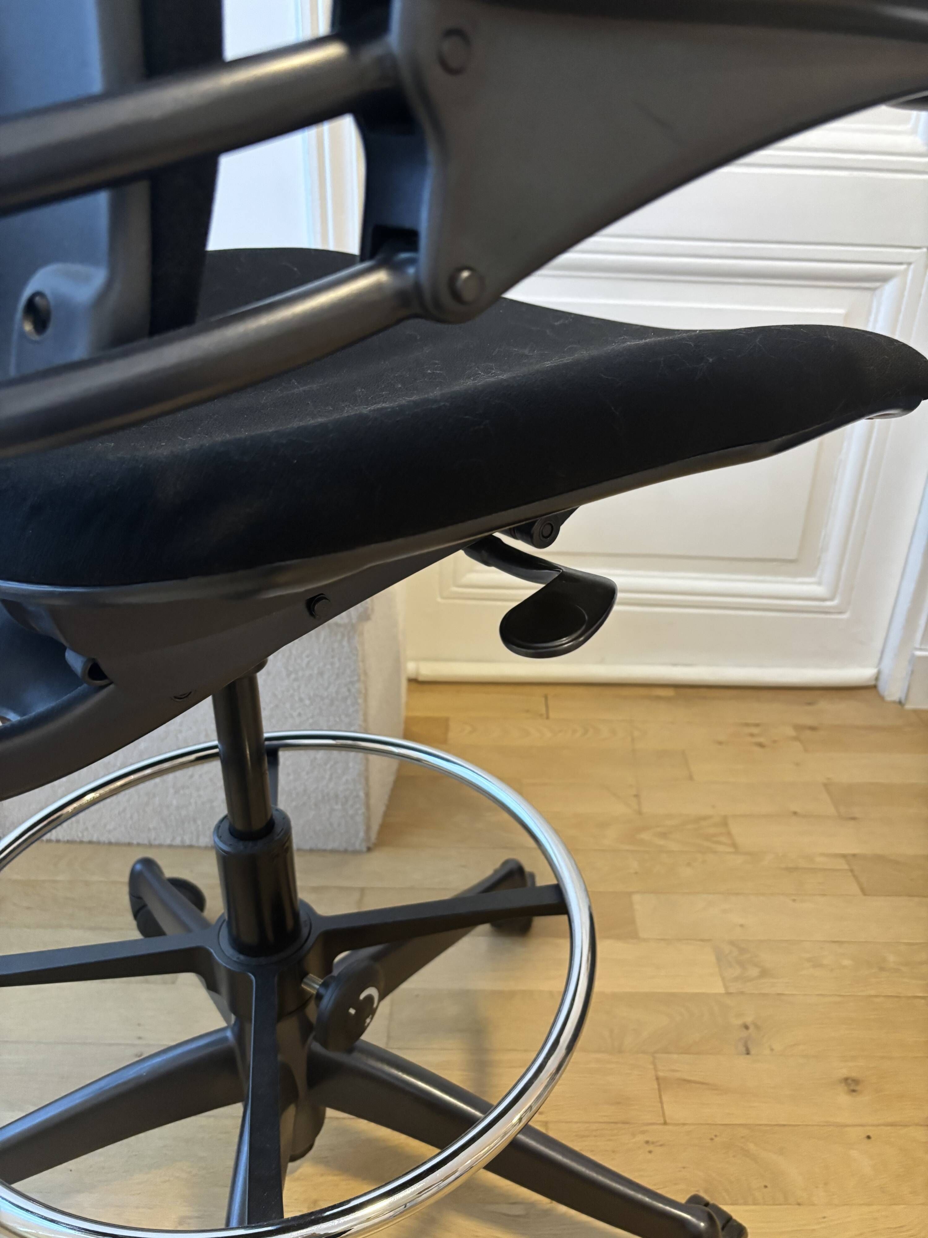 CHaise HUmanscale Draughtman haute