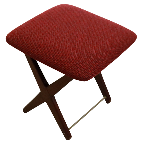 Armchair with footstool 'Vorchten'