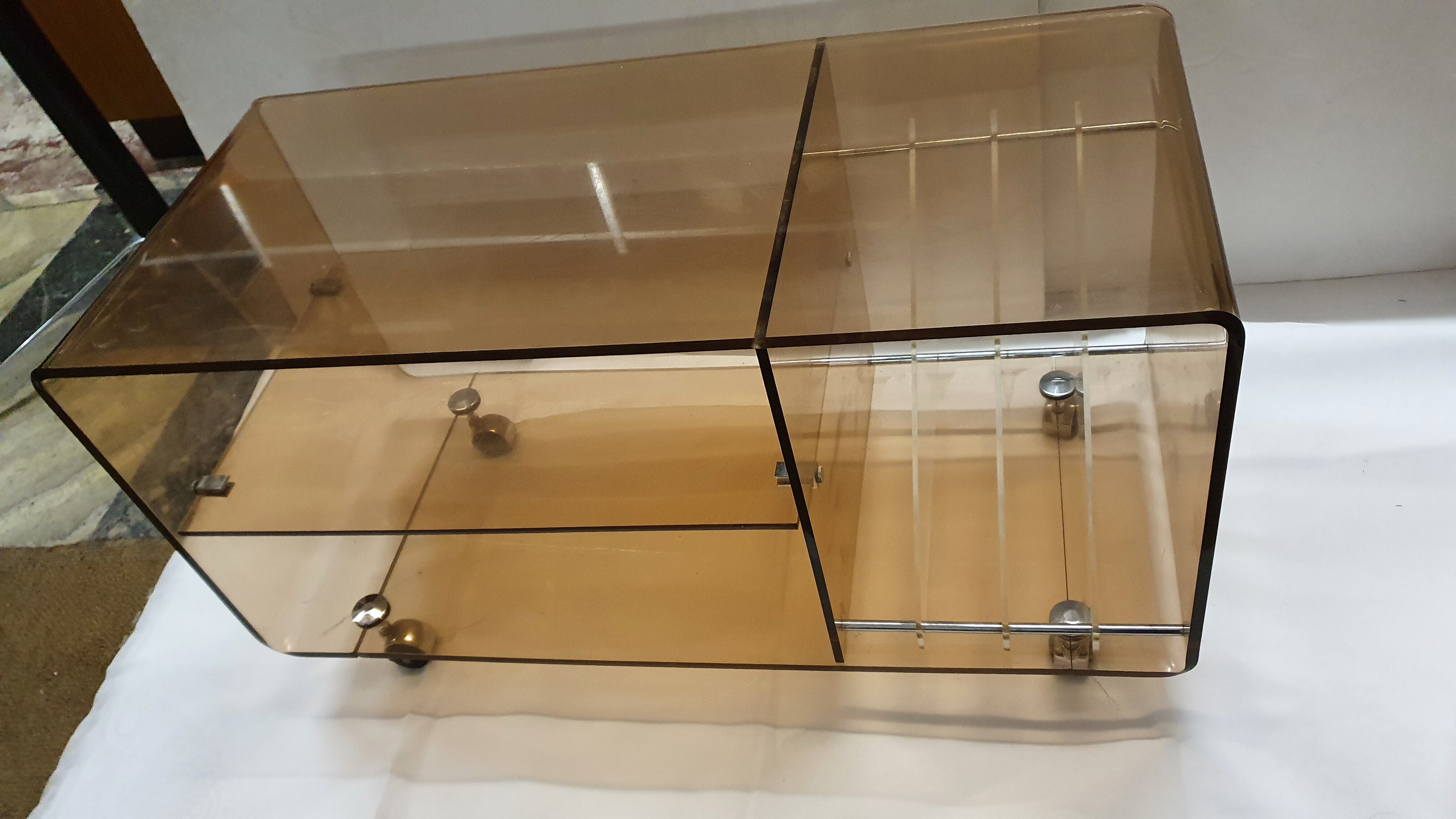 Hifi furniture by Michel Dumas 70s