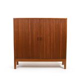 Armoire danoise à porte tambour en teck des années 1950