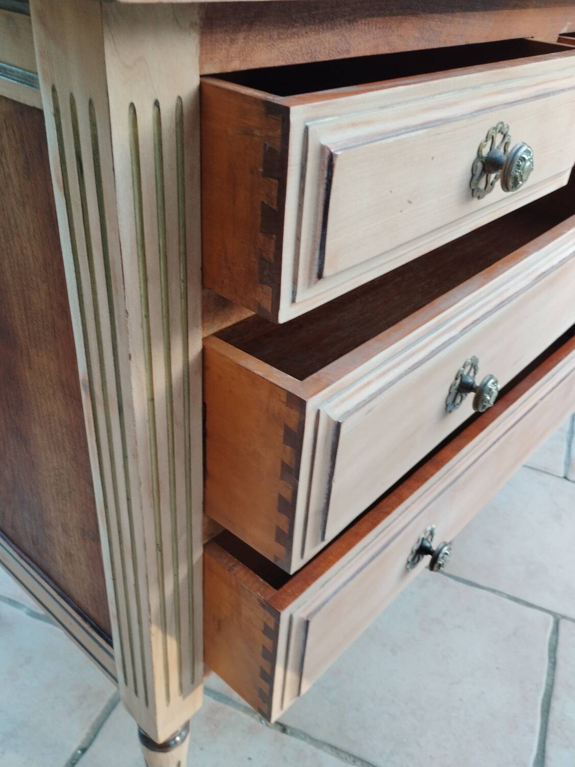Beautiful old Louis XVI style chest of drawers