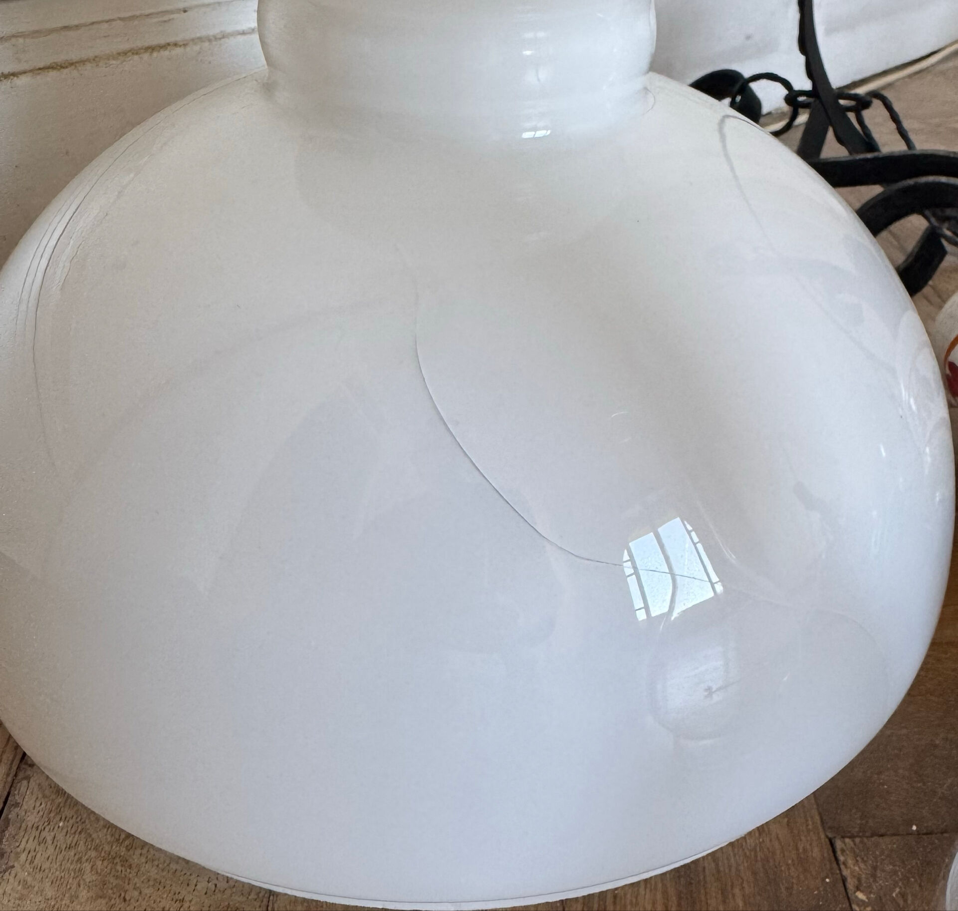 Suspension vintage en opaline et céramique