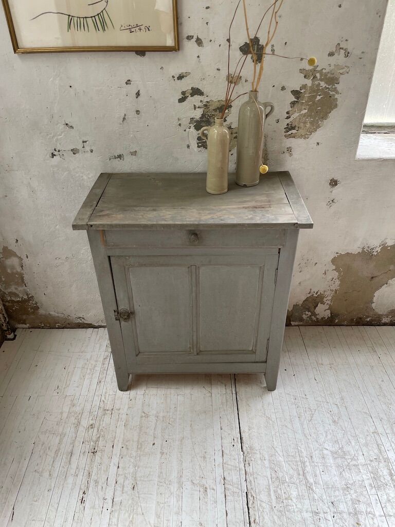 Confectioner furniture loom gray blue