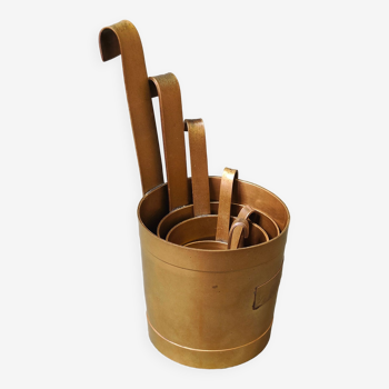 Set of 6 brass measuring buckets