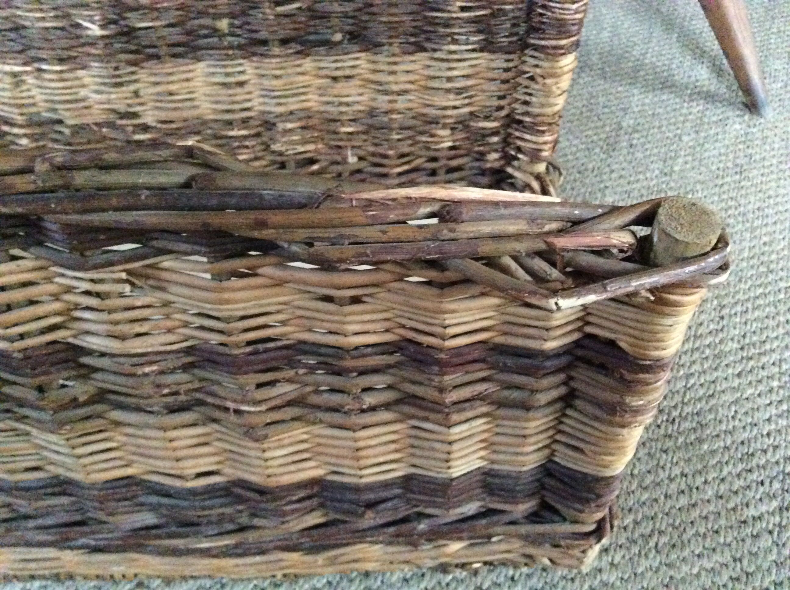 Wood basket