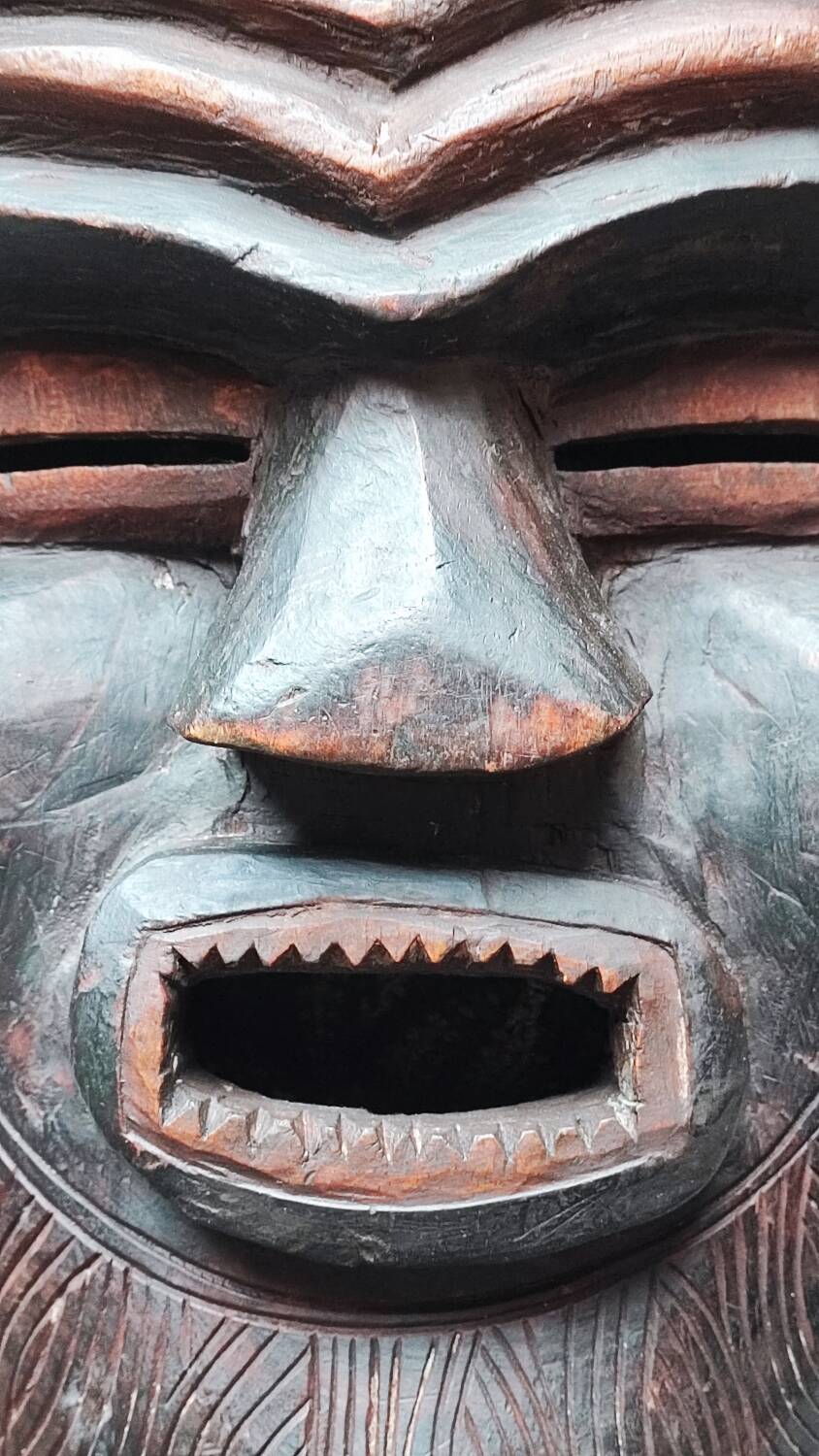 Large African mask - Mbunda Sachihongo - zambia