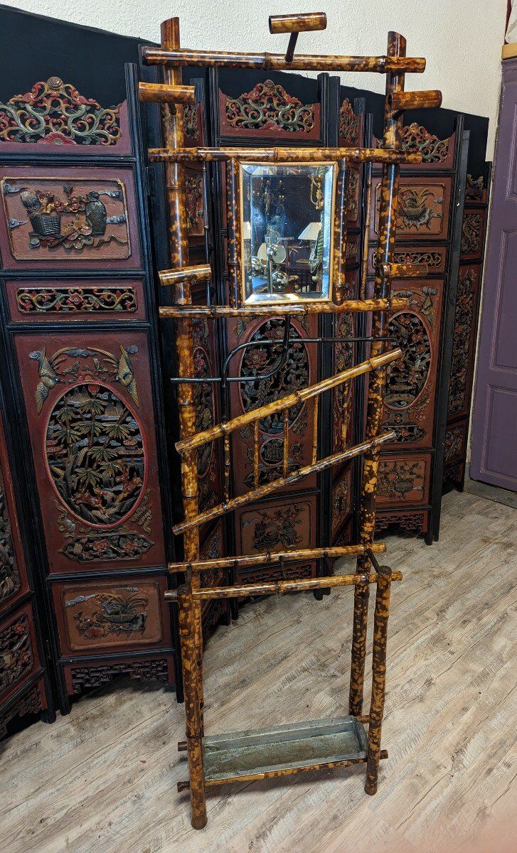 Bamboo wall coat rack