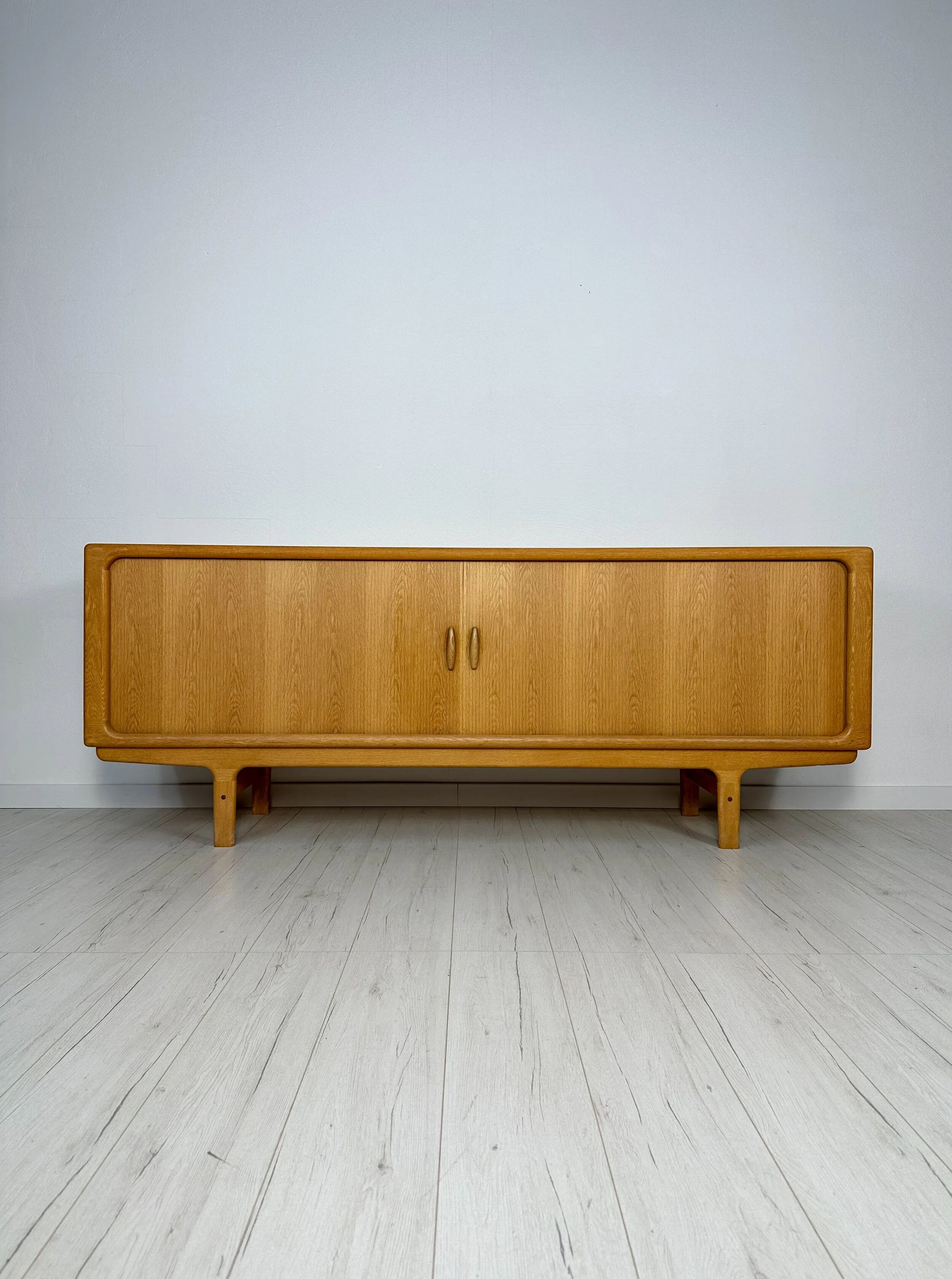 1960s Large Vintage Danish Mid-Century Oak Sideboard by Dyrlund