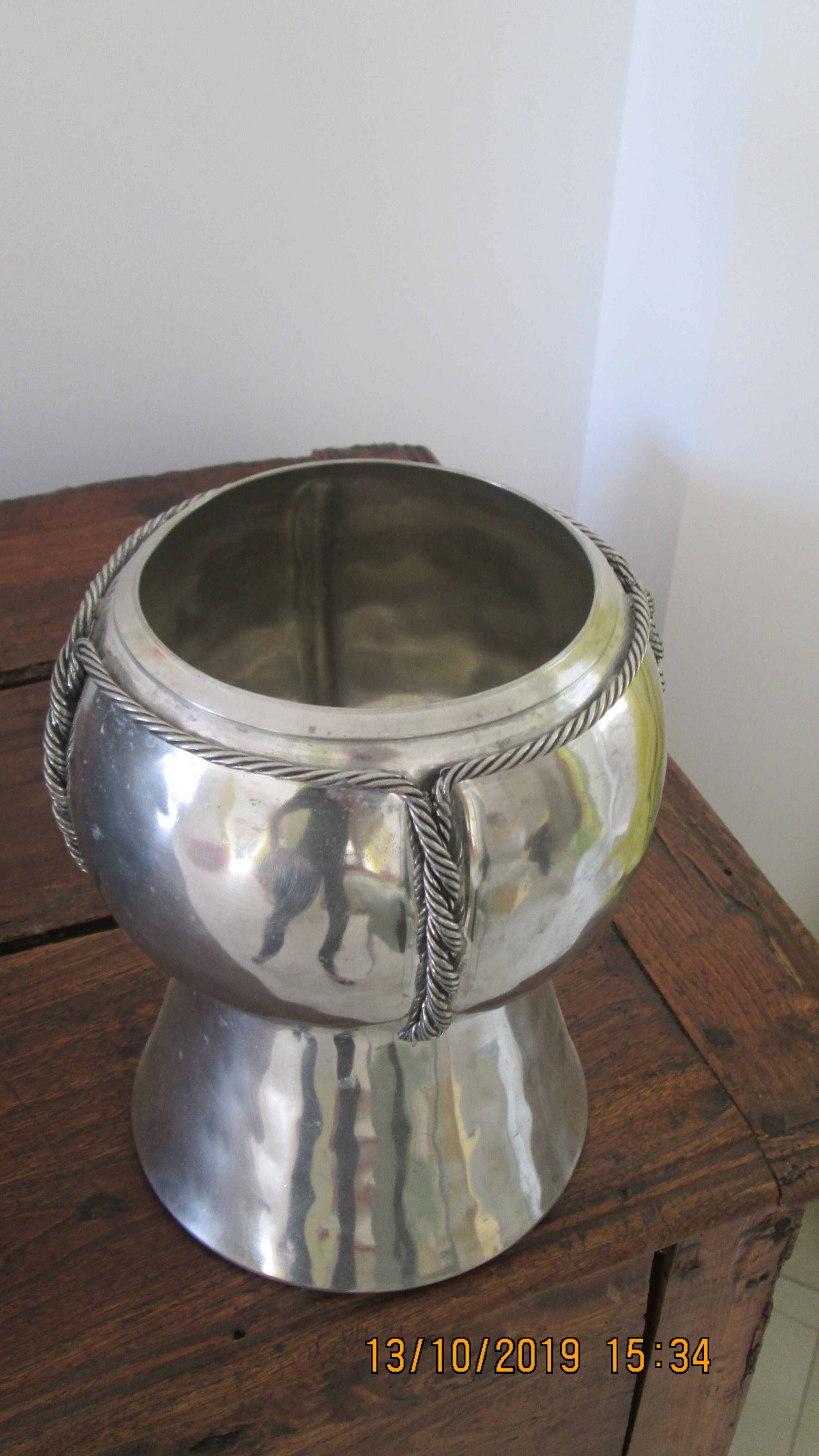 Vase in etain