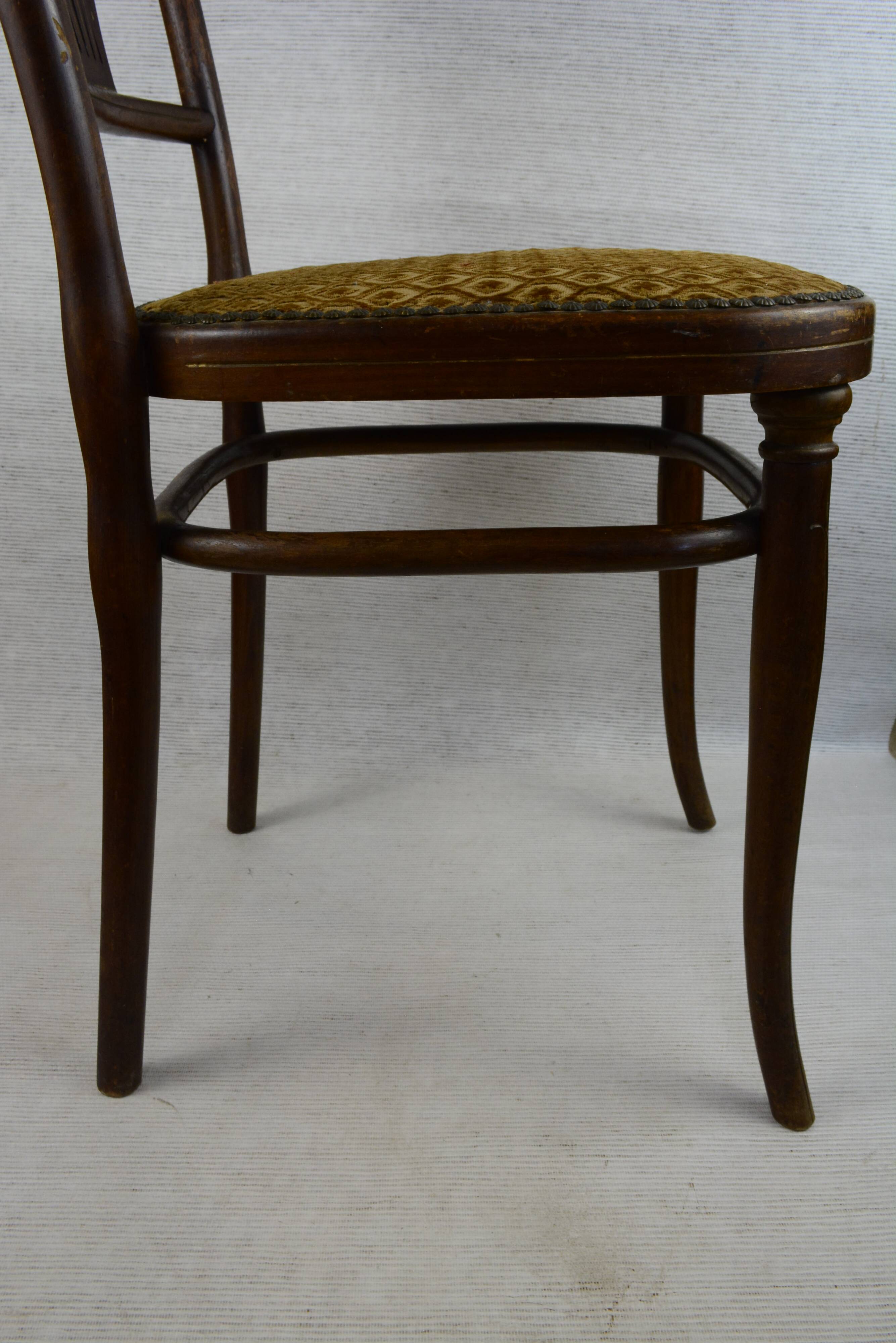 Pair of Thonet Art Deco palmette chairs. Model 221.