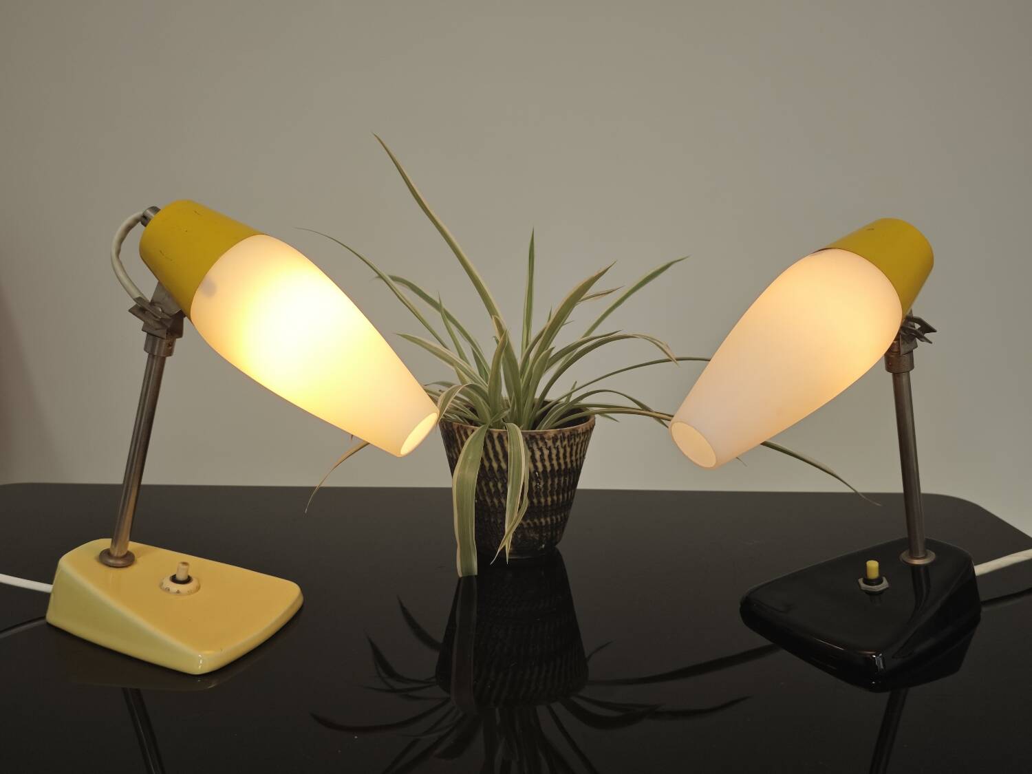 Ceramic table lamp by Jaroslav Anyz for Kamenicky Senov 1956