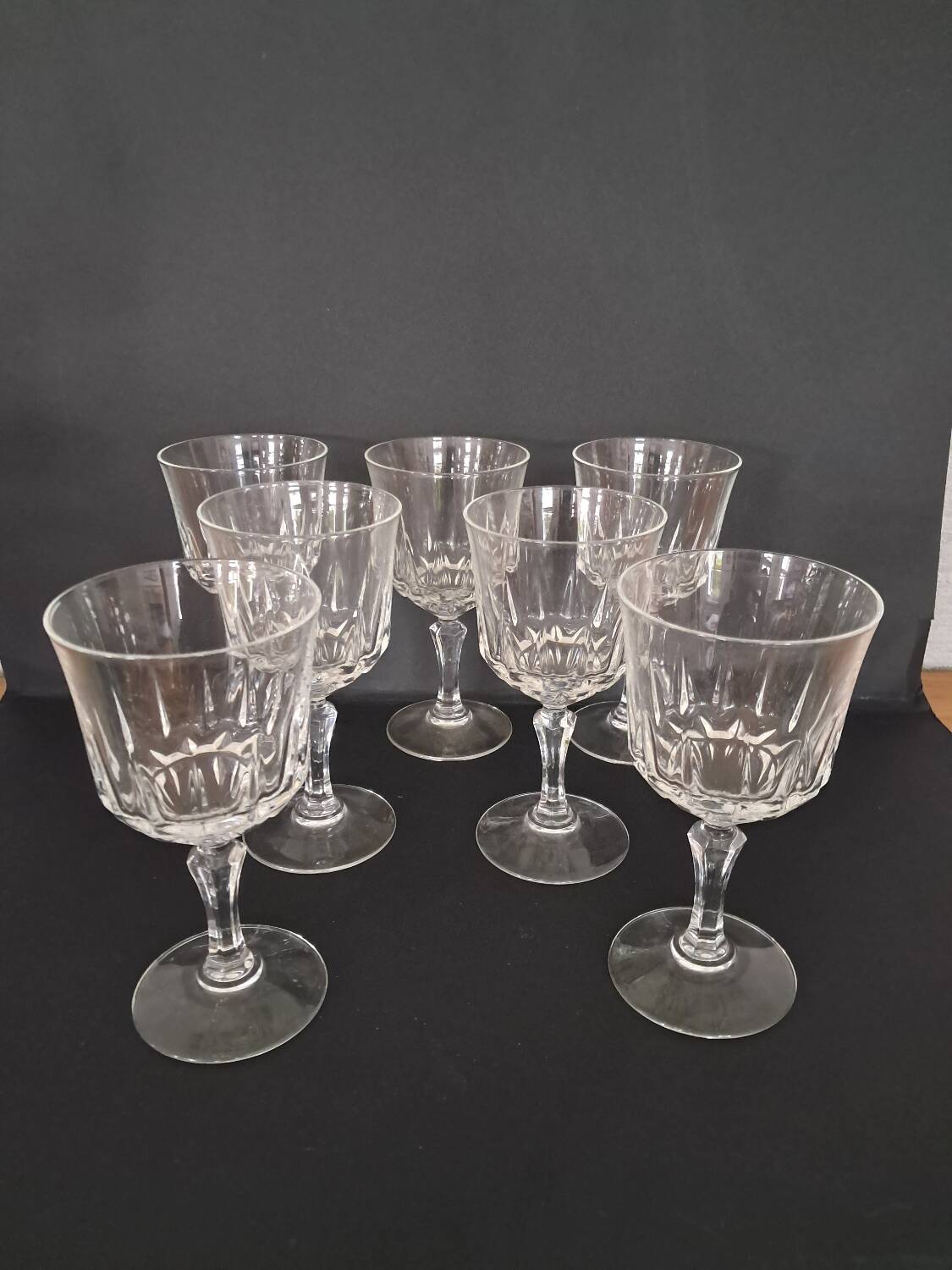 7 crystal wine glasses from Arques, Germain model.