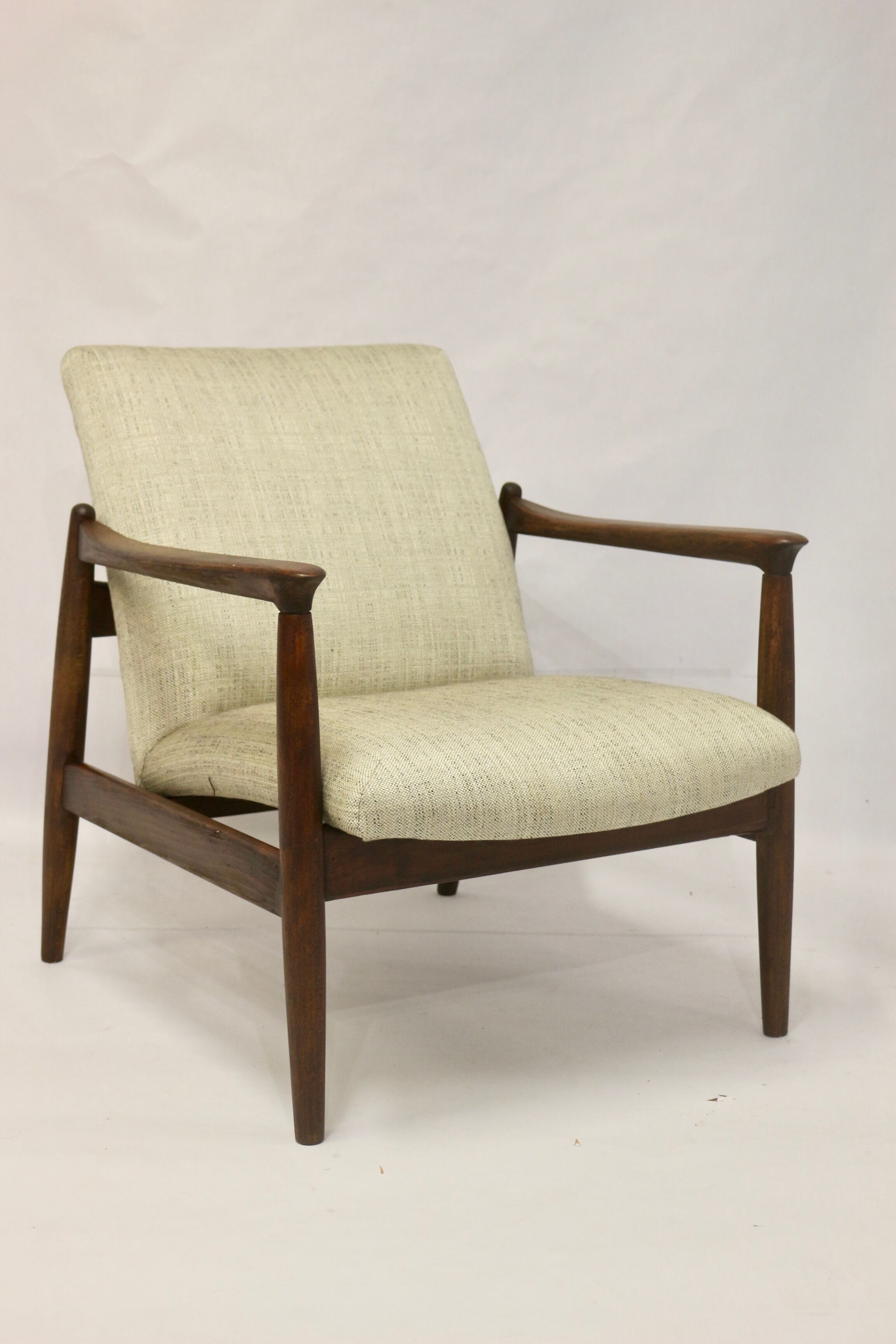 Armchair GFM-142 by Edmund Homa 1960s beige fabric.