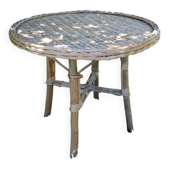 Table d’appoint en rotin