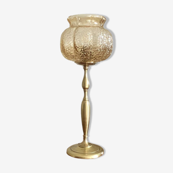 Lampe de chevet globe en verre ancien couleur ambre et pied laiton