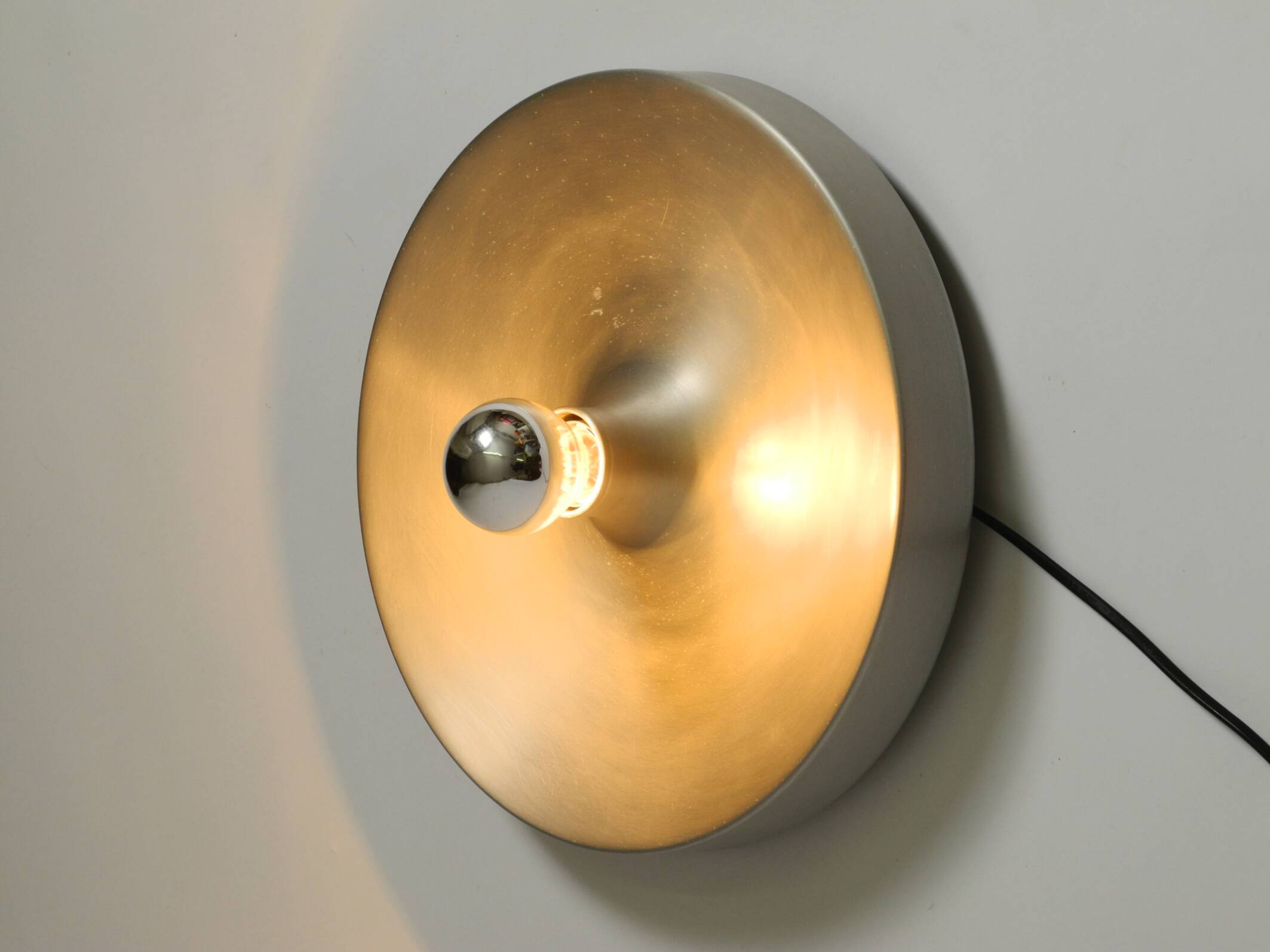 1960s round large Space Age Pop Art aluminum ceiling or wall lamp