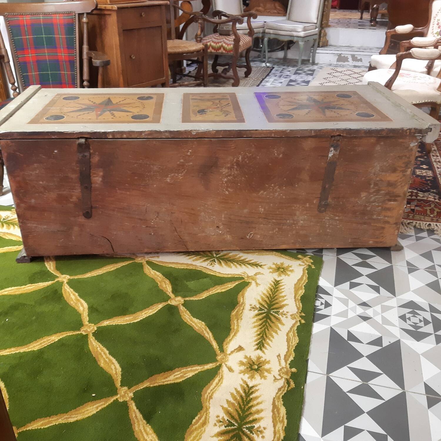 Grand coffre banquette peint 149X58