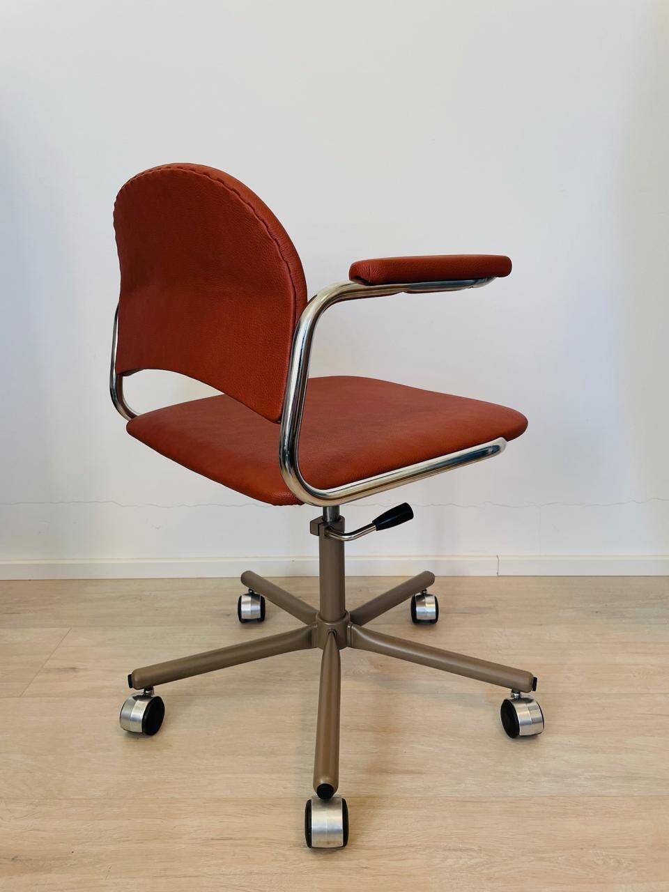 Fully Restored Kovona Burgundy Office Chair from Czechoslovakia 1979’s