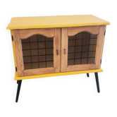 Joli petit buffet vintage jaune et noir avec portes vitrées