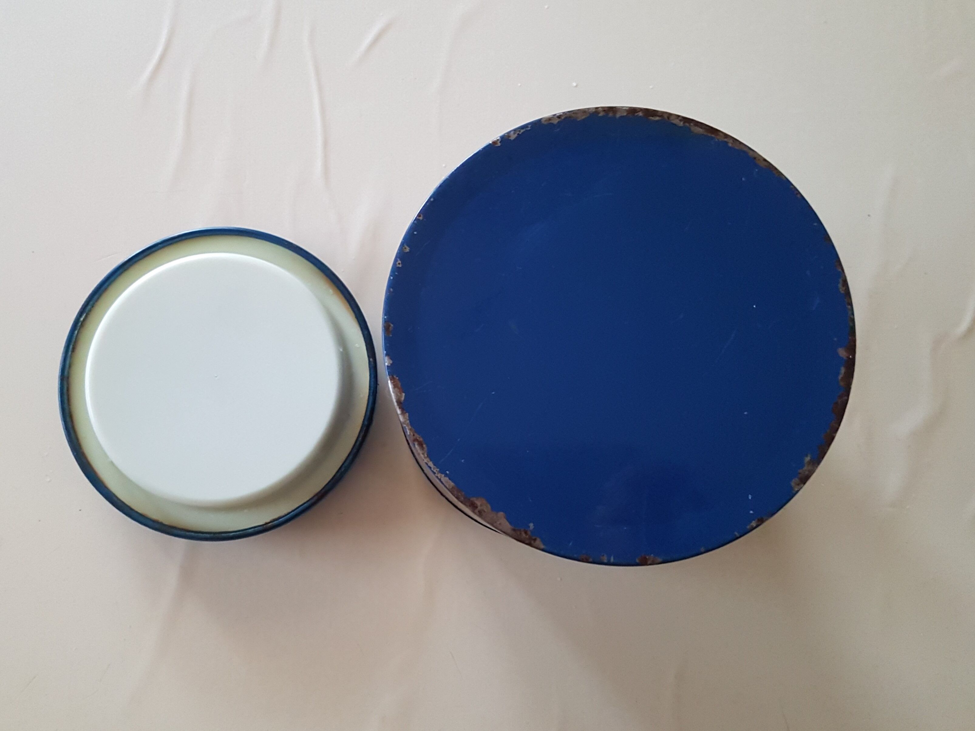 1960 blue metal ice bucket