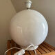 Pied de lampe en céramique blanche