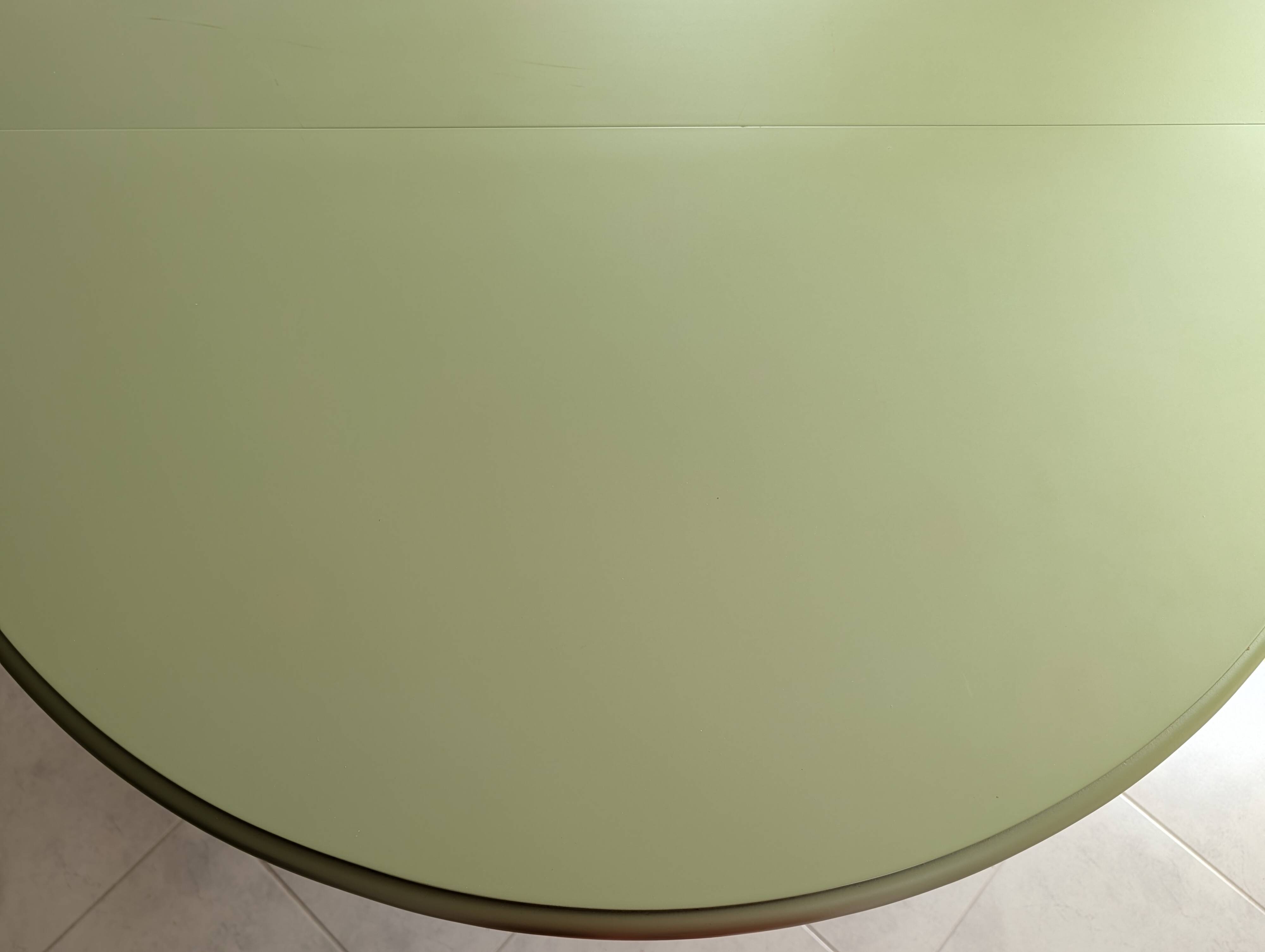 wooden table brand "Un Jardin en Plus", model Giverny
