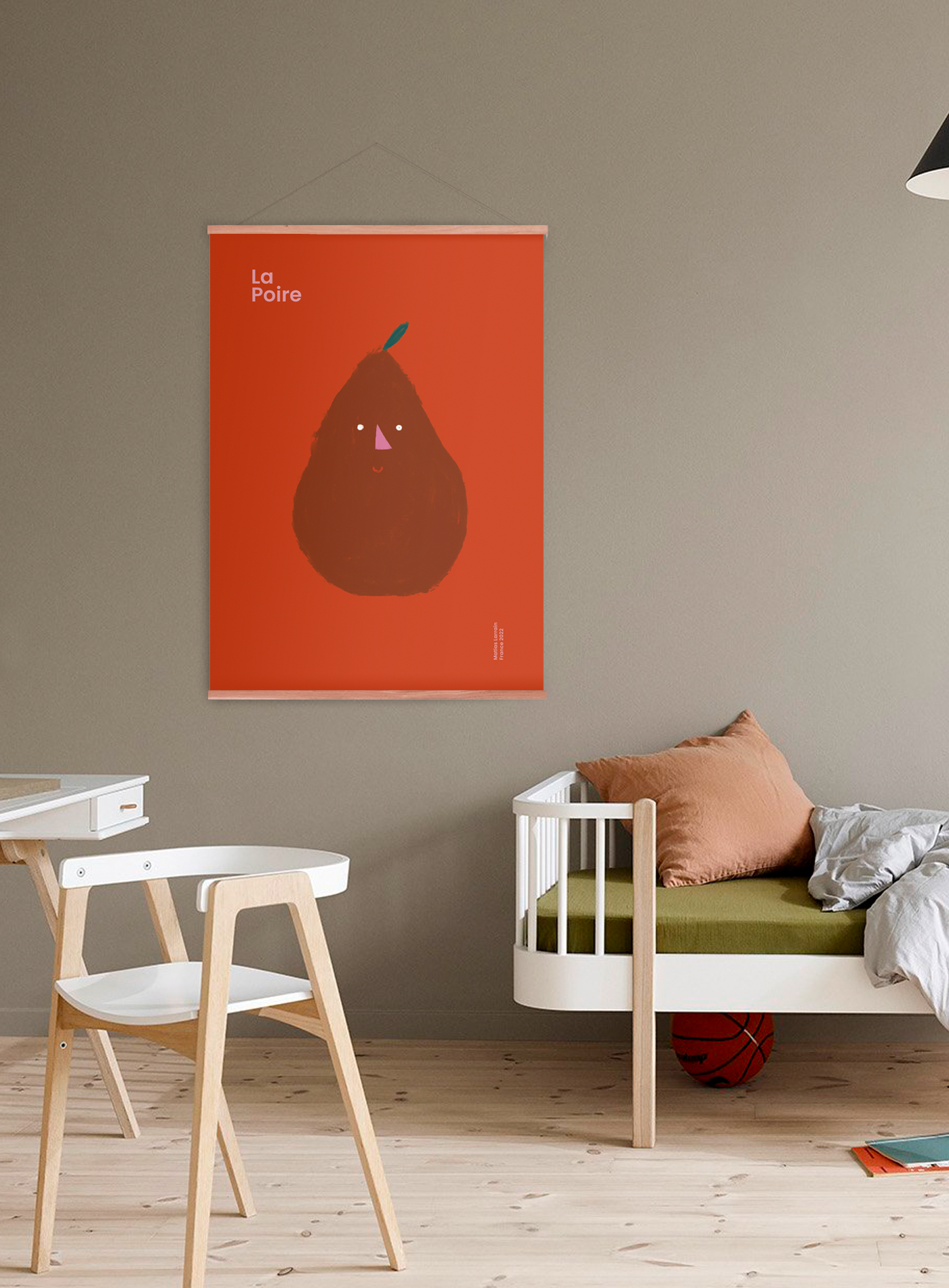 Minimalist pear face wall display 30cmX40cm