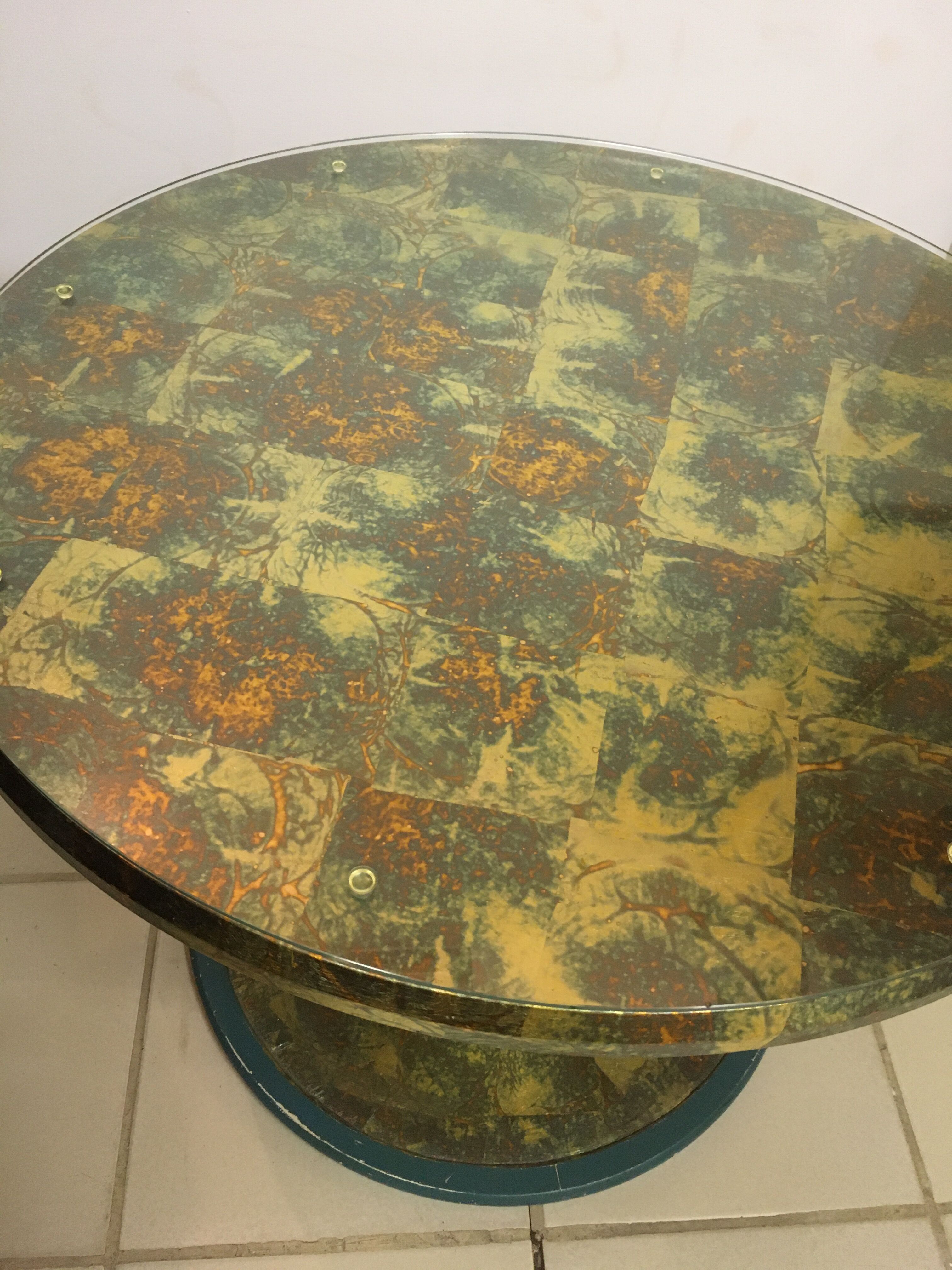 Contemporary coffee table