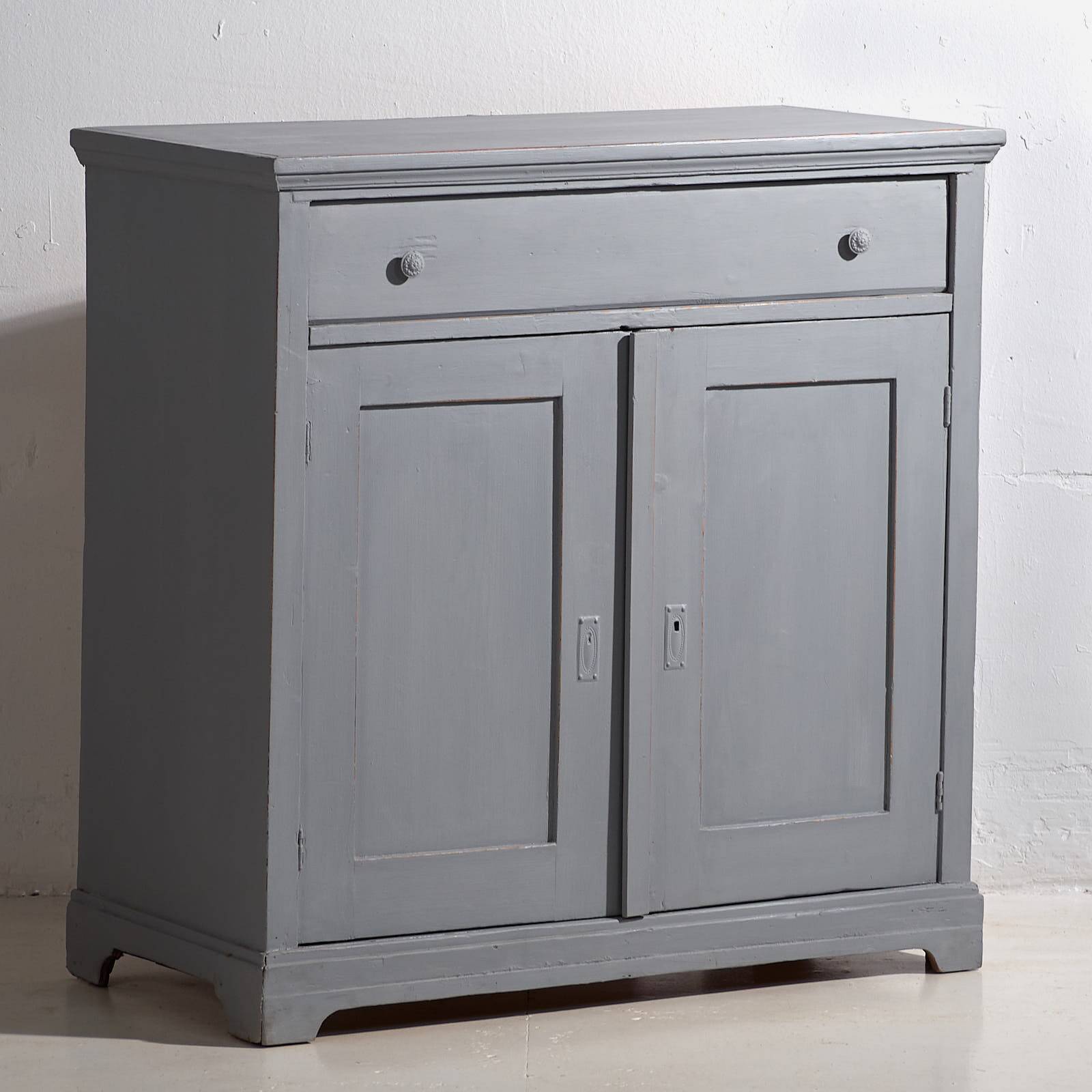 Small antique two-door chest of drawers (circa 1920) #14