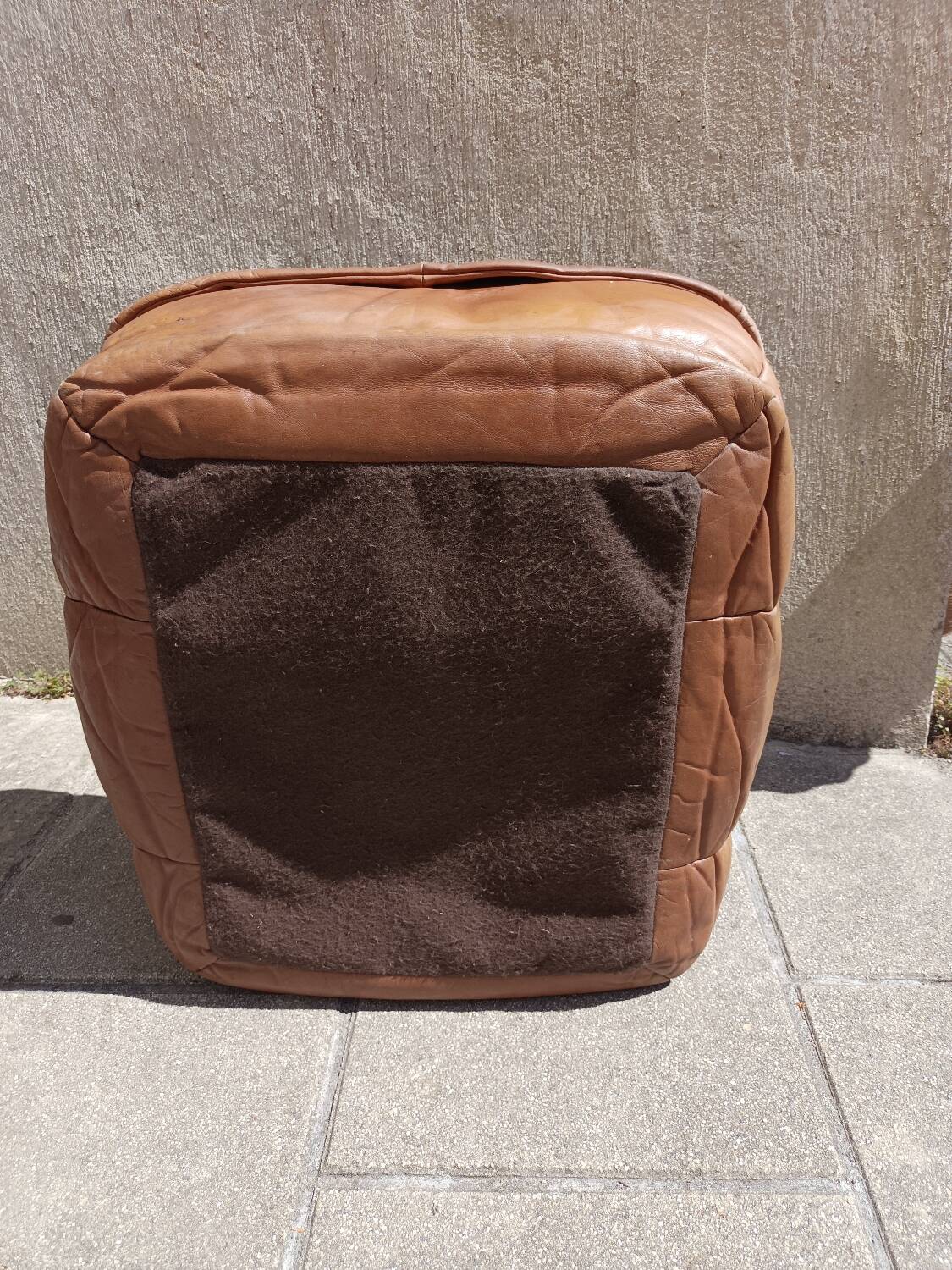 Vintage leather pouf