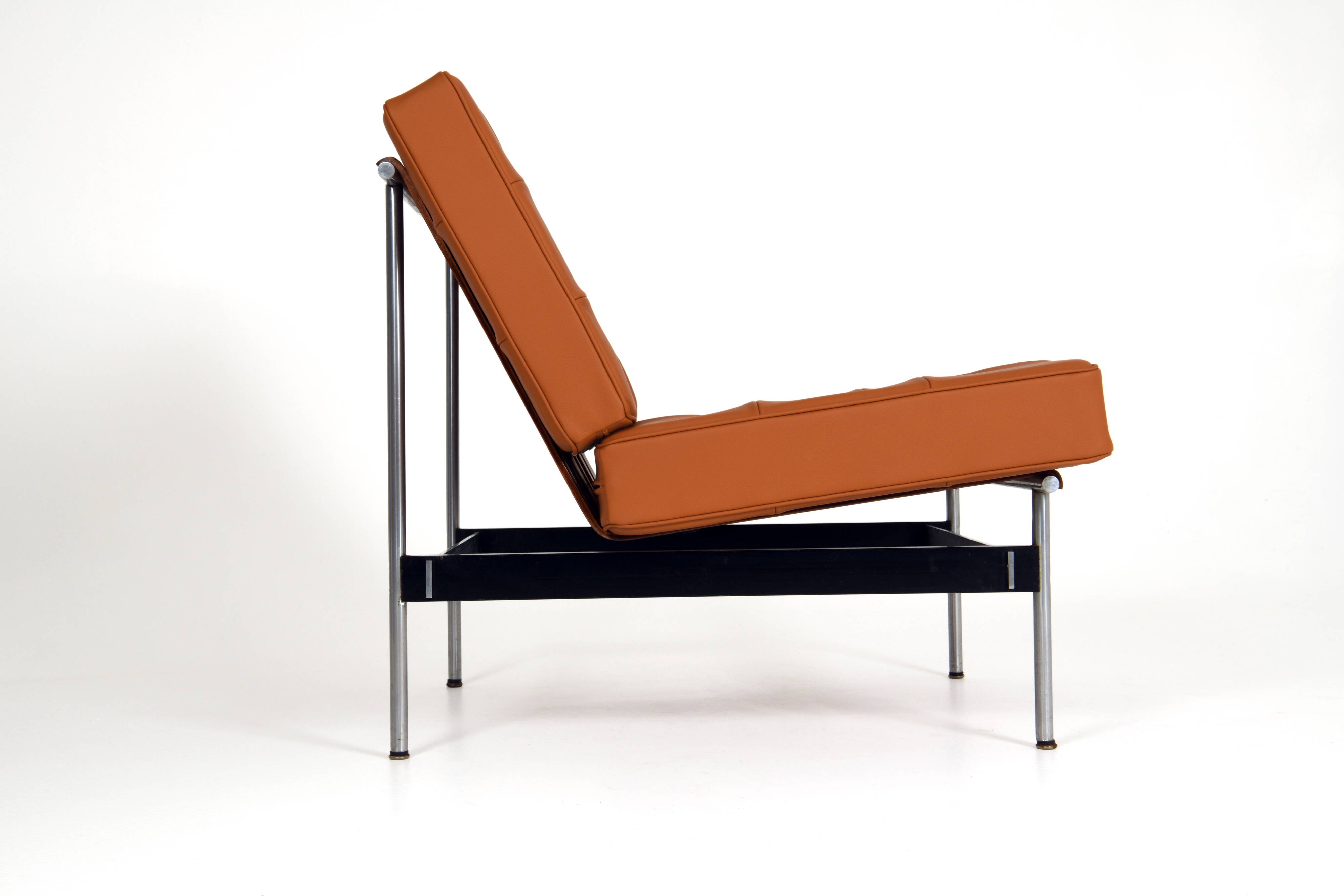 'F416' Easy Chair Kho Liang Ie