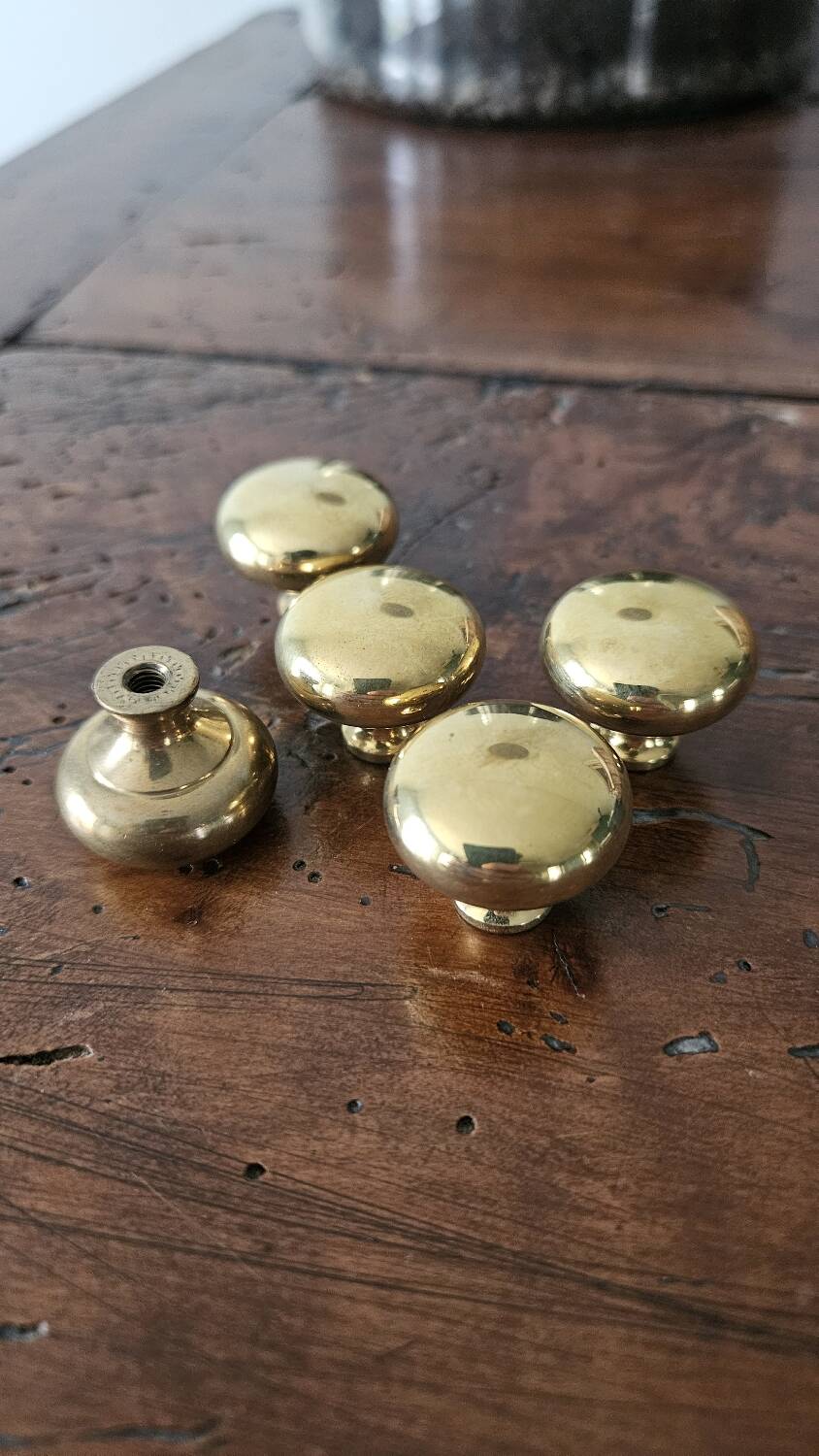 5 polished brass furniture knobs