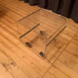 Table d'appoint mobile en lucite, 1970