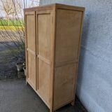 Low Parisian wardrobe