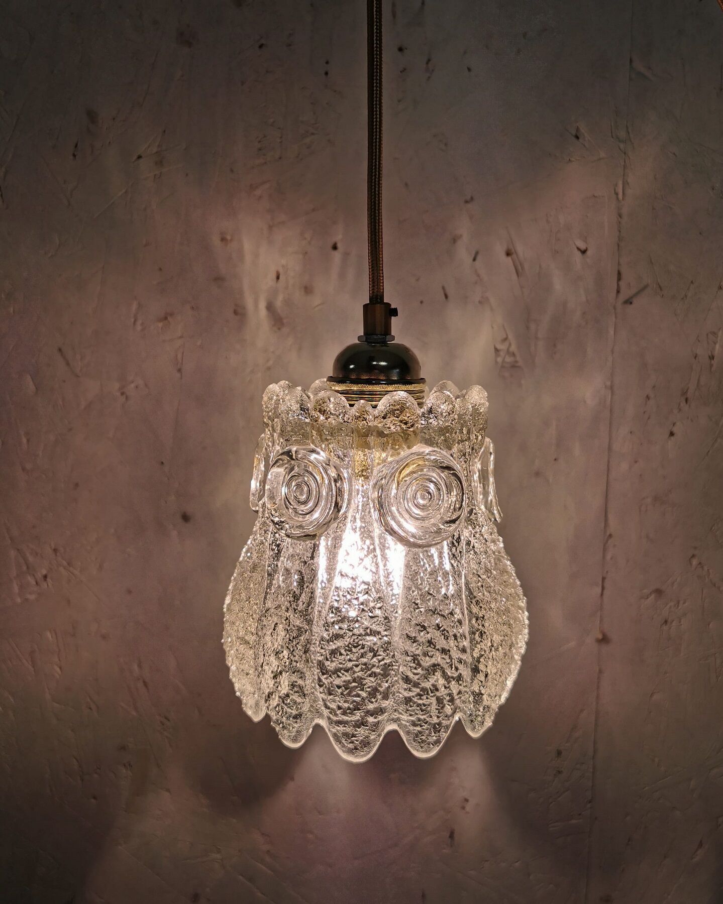 Baladeuse, old glass globe suspension