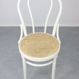 No. 18 White Chairs by Michael Thonet, Set of 4