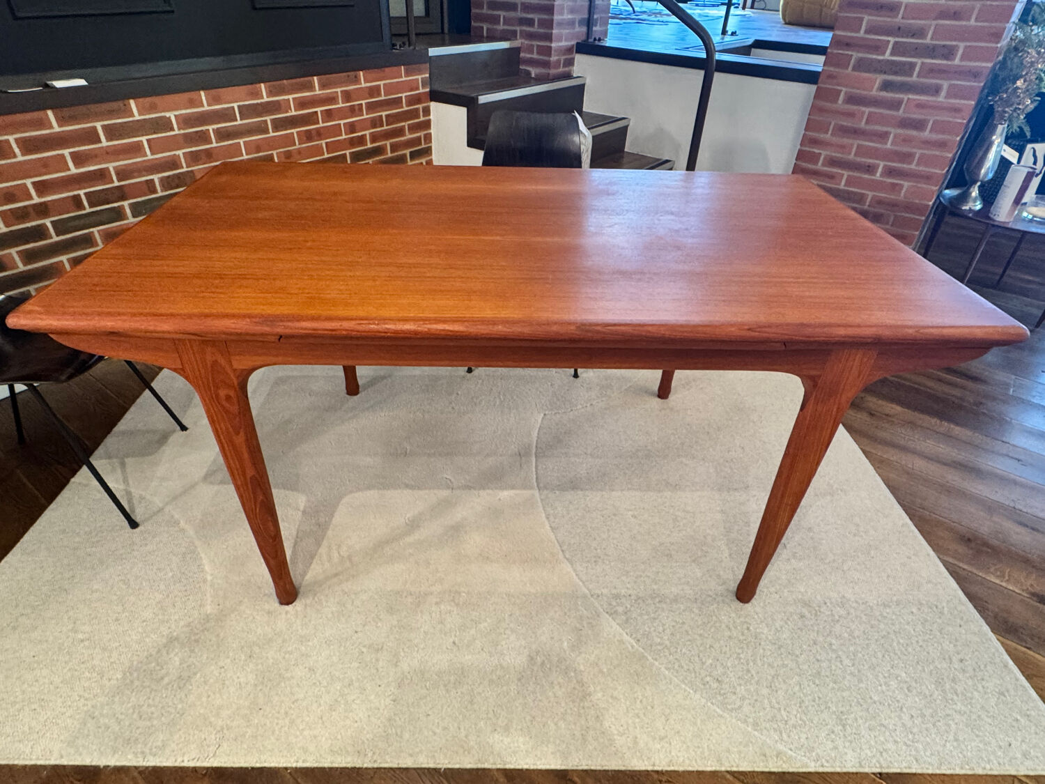 Dining table Tricoire & Vecchione