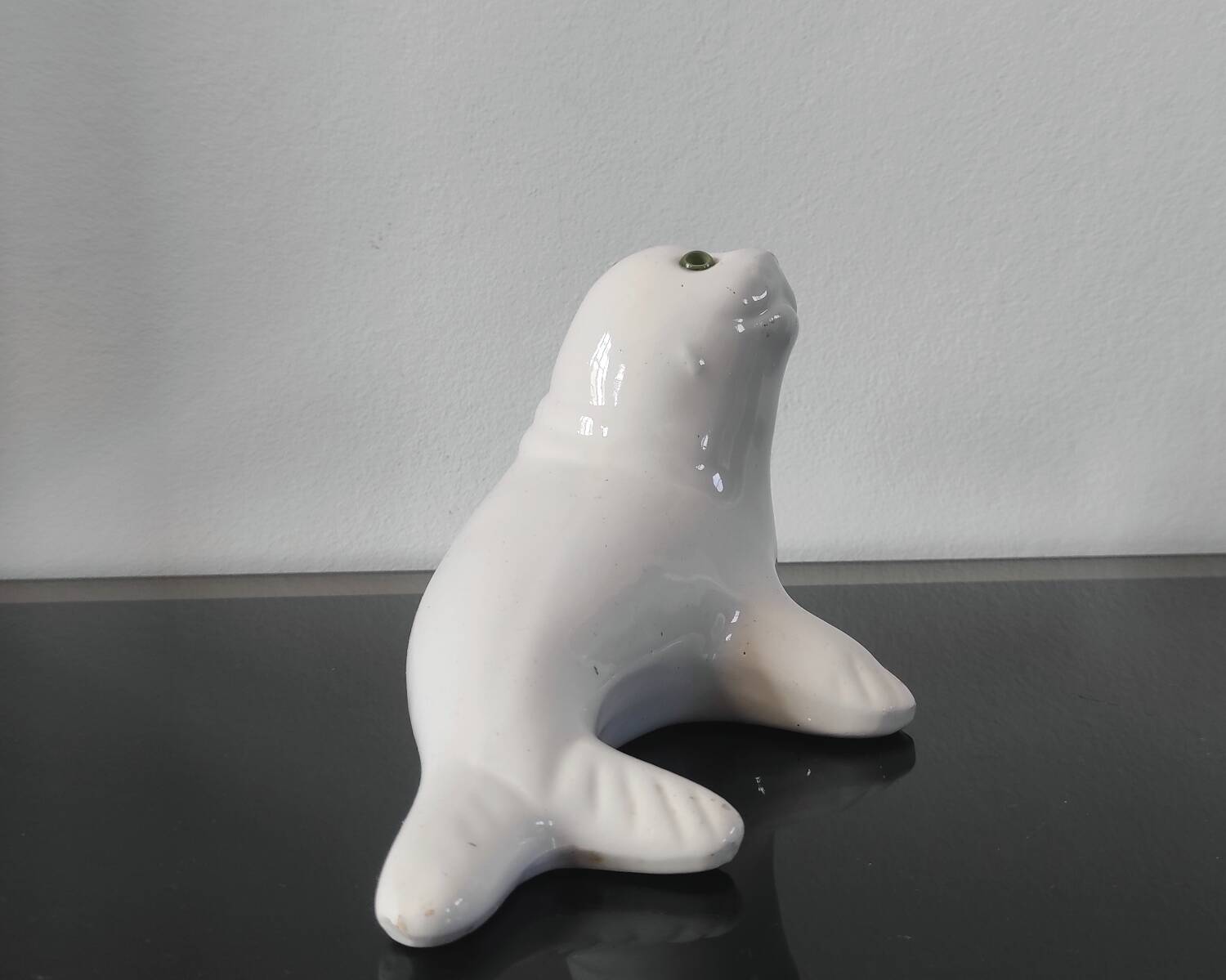 Ceramic glazed "blanchon" seal statuette from Alcobaça – Portugal