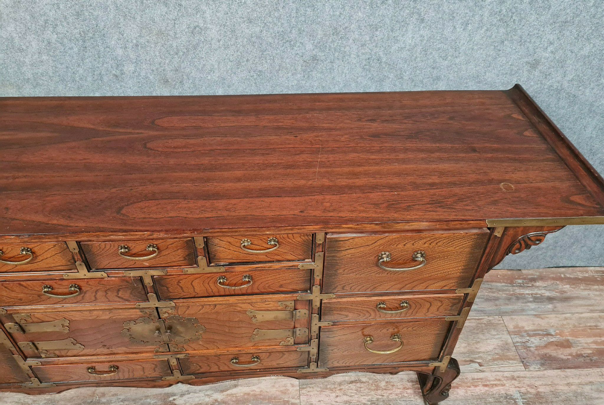 Asian pagoda buffet in exotic wood and gilded bronze circa 1920-1940