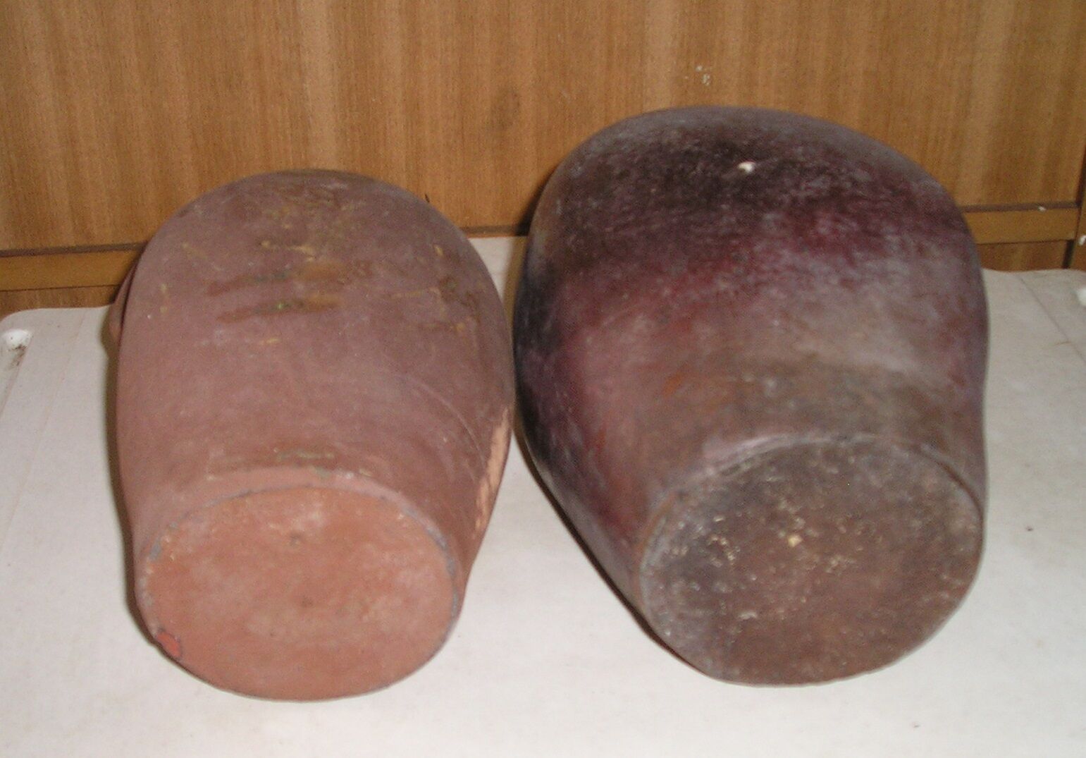 Duo of 2 old sandstone bottles