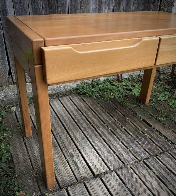 Bureau moderniste vintage