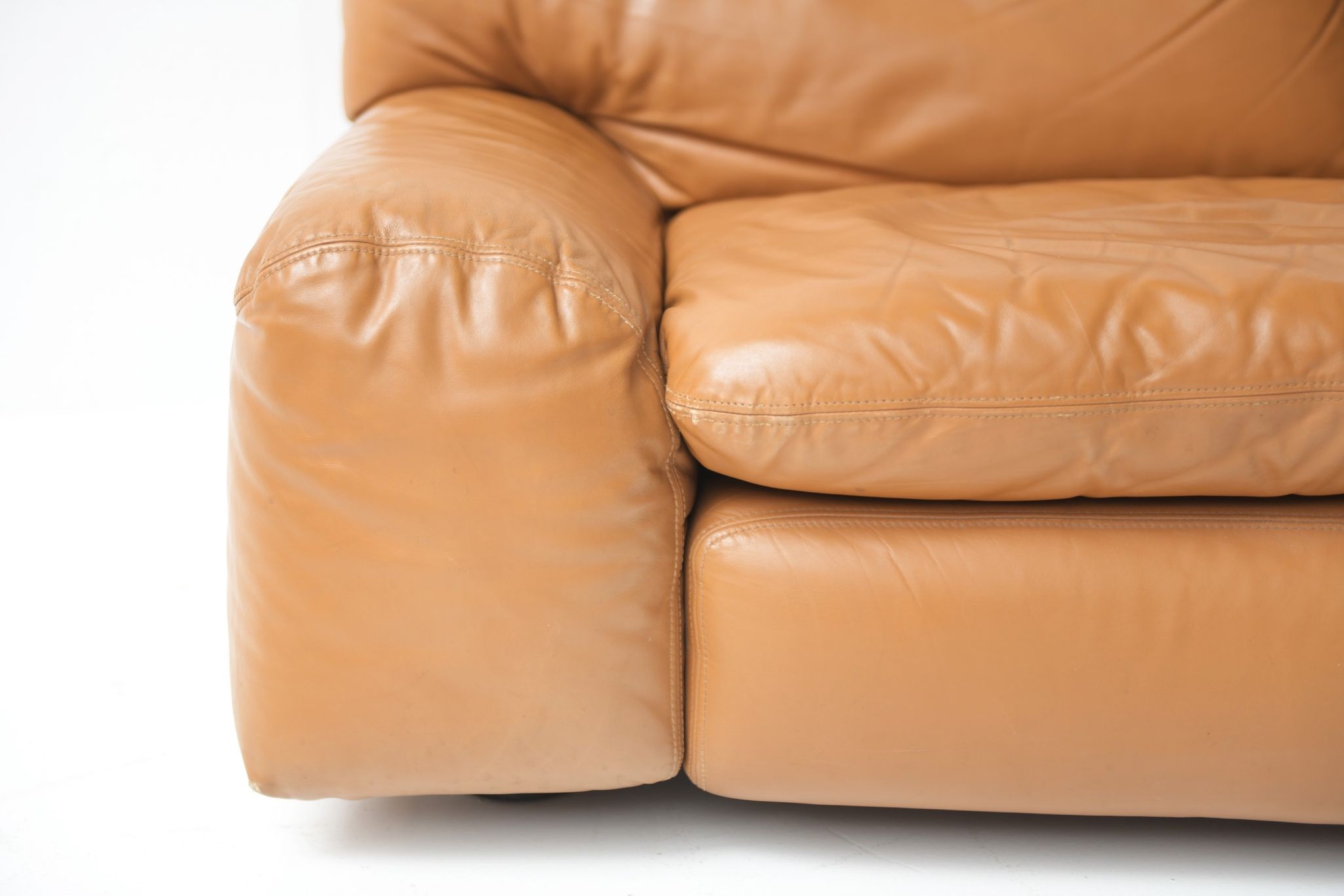 Canapés en cuir cognac Bengodi design Cini Boeri pour Arflex Italie