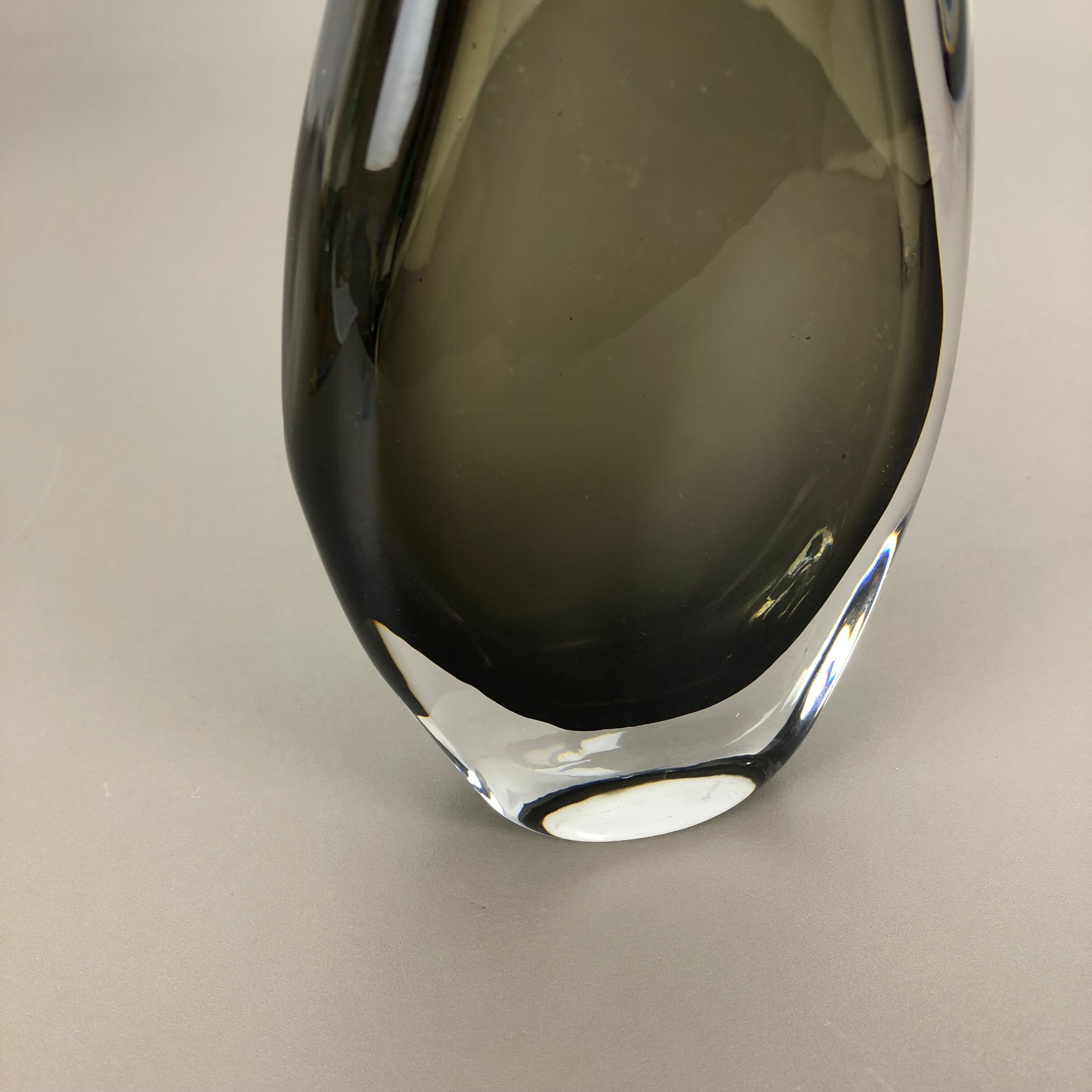 Nils Landberg 'Sommerso' smoked glass vase for Orrefors, Sweden, 1970s