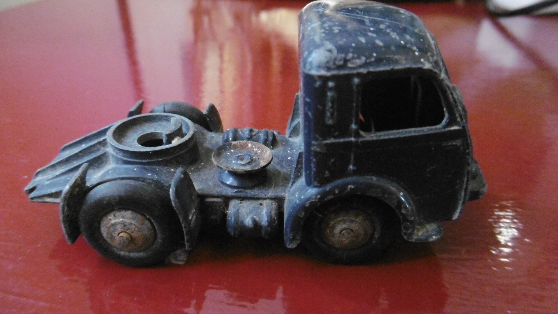 Dump truck Dinky Toys Panhard France