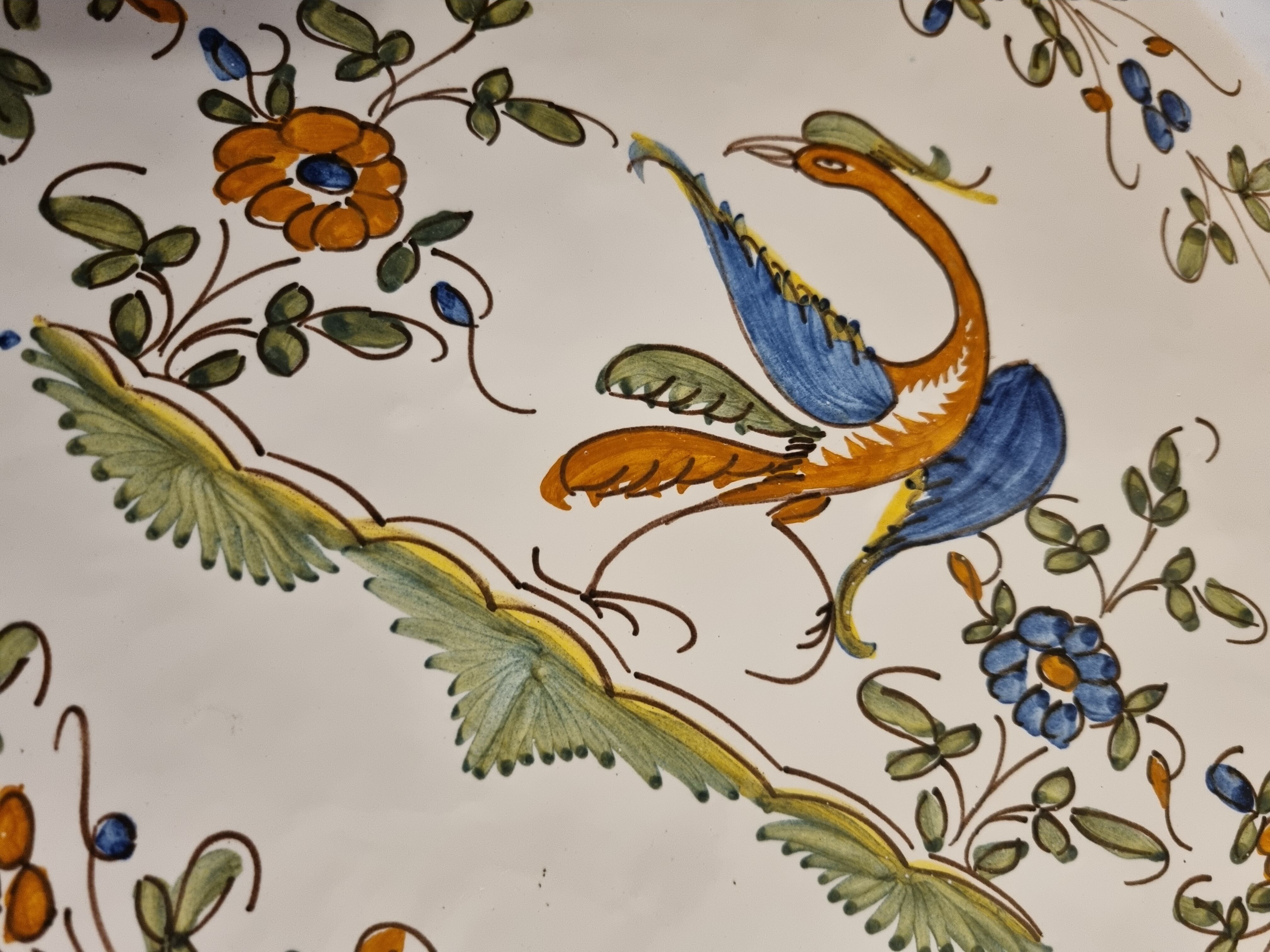 Plat à tarte en faience de Martres Tolosane Motif Moustiers avec sa pelle à tarte