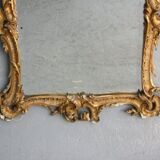 Miroir de style Louis XV en stuc doré 68x88cm