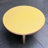 Mid-century modern yellow linoleum coffee table by Alva Aalto for Artek, Finland, 1960s.