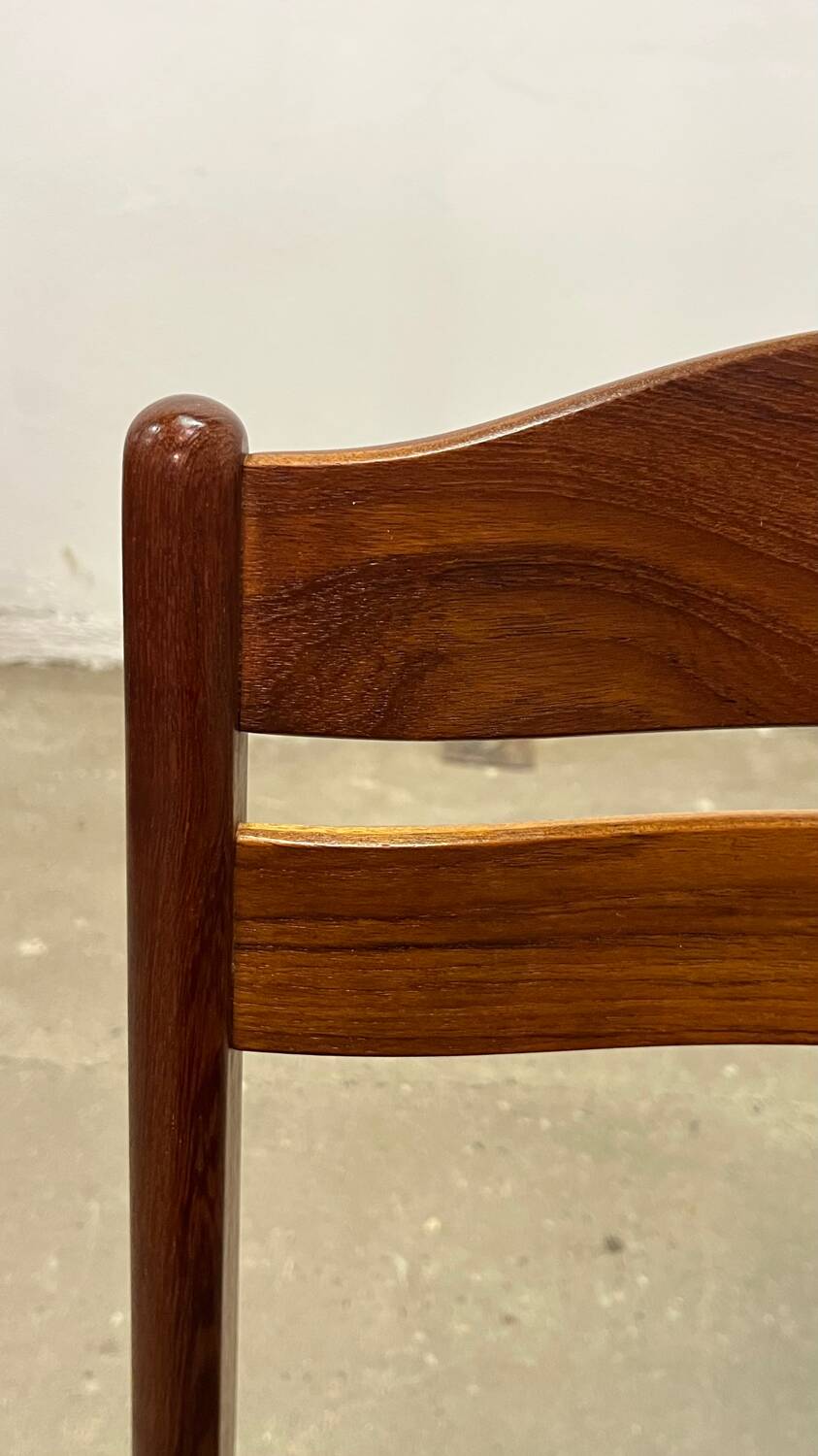 6 Scandinavian chairs from the 1960s