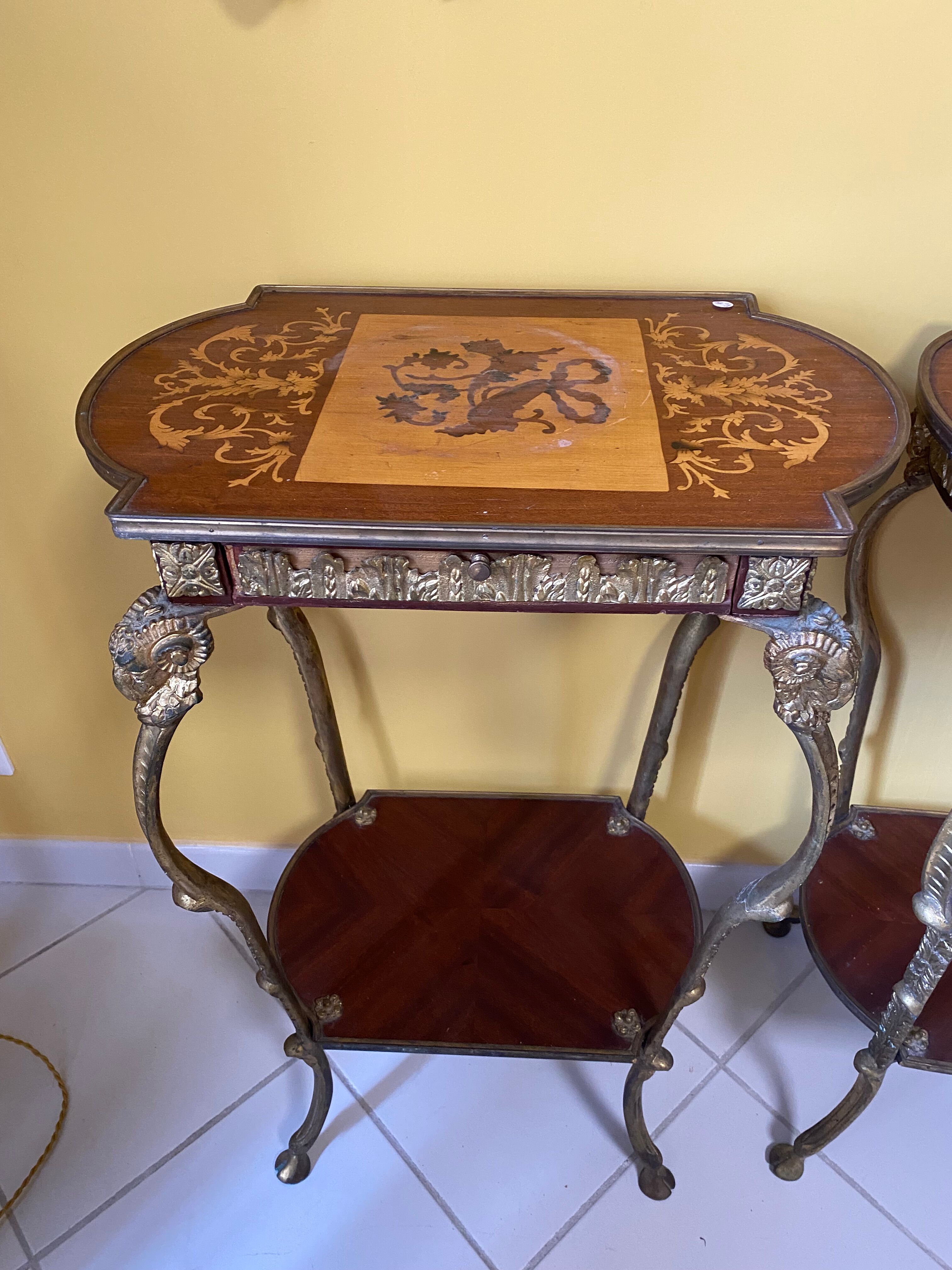 Pair of gueridon in wood marquetry and bronze 1900